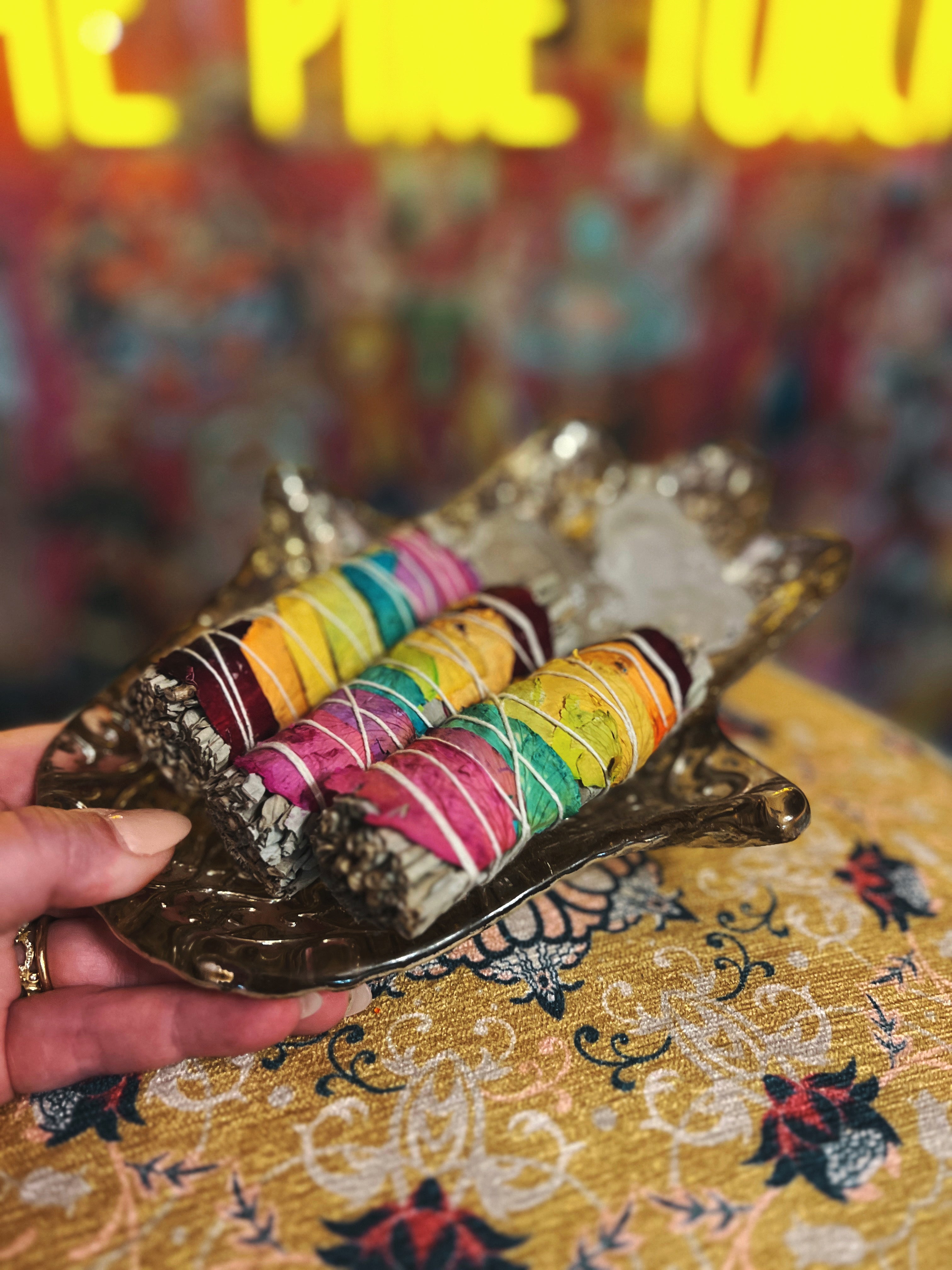 PROTECTRESS << 7 CHAKRA ROSE SAGE >> SMUDGE