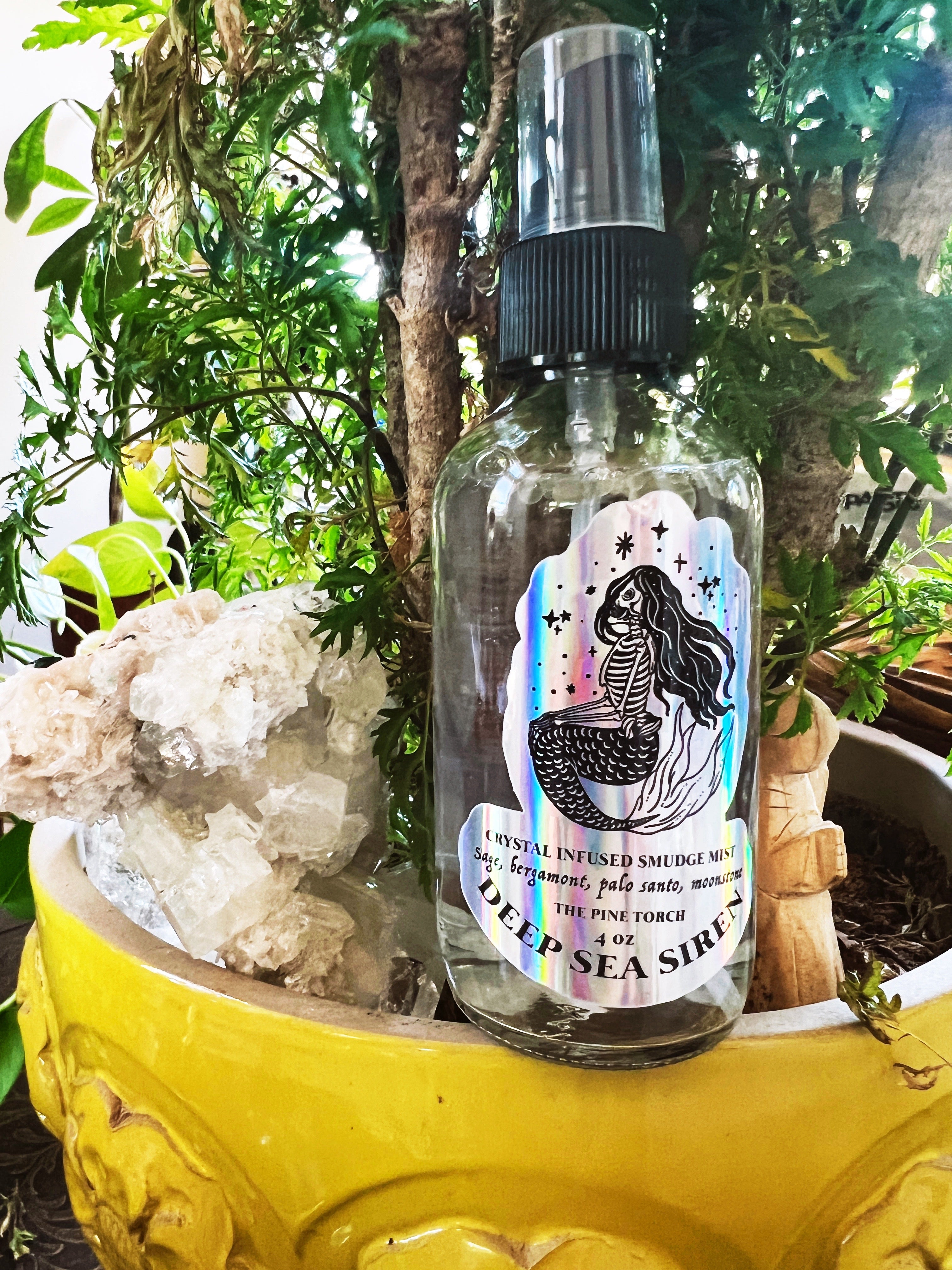 DEEP SEA SIREN << CRYSTAL INFUSED SMUDGE MIST >>