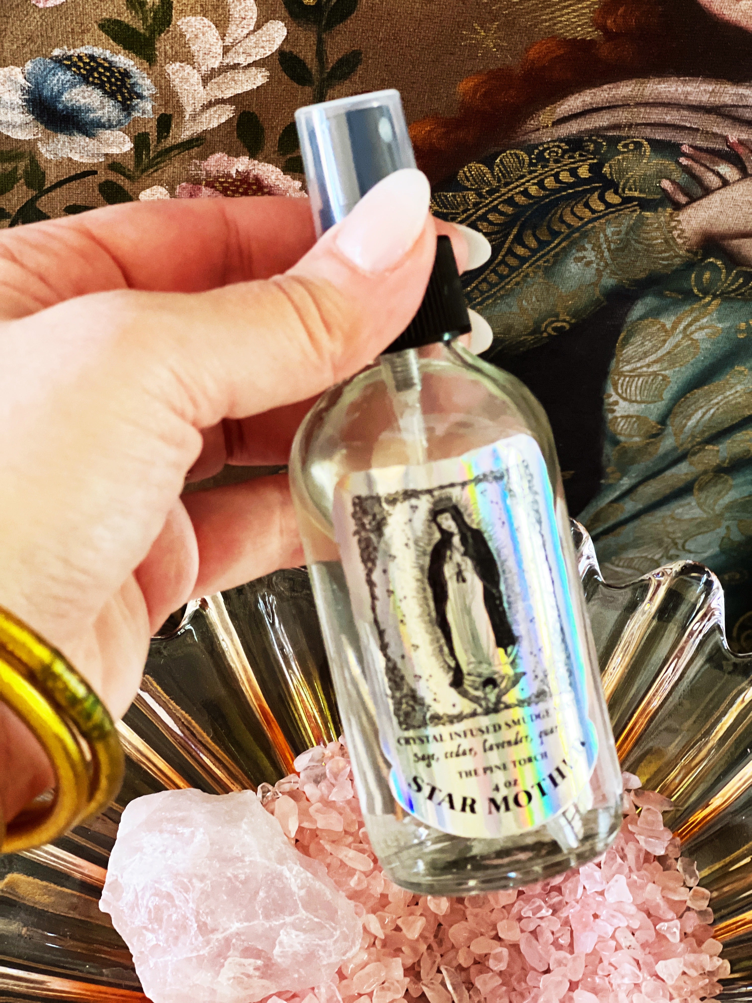 STAR MOTHER << CRYSTAL INFUSED SMUDGE MIST >>