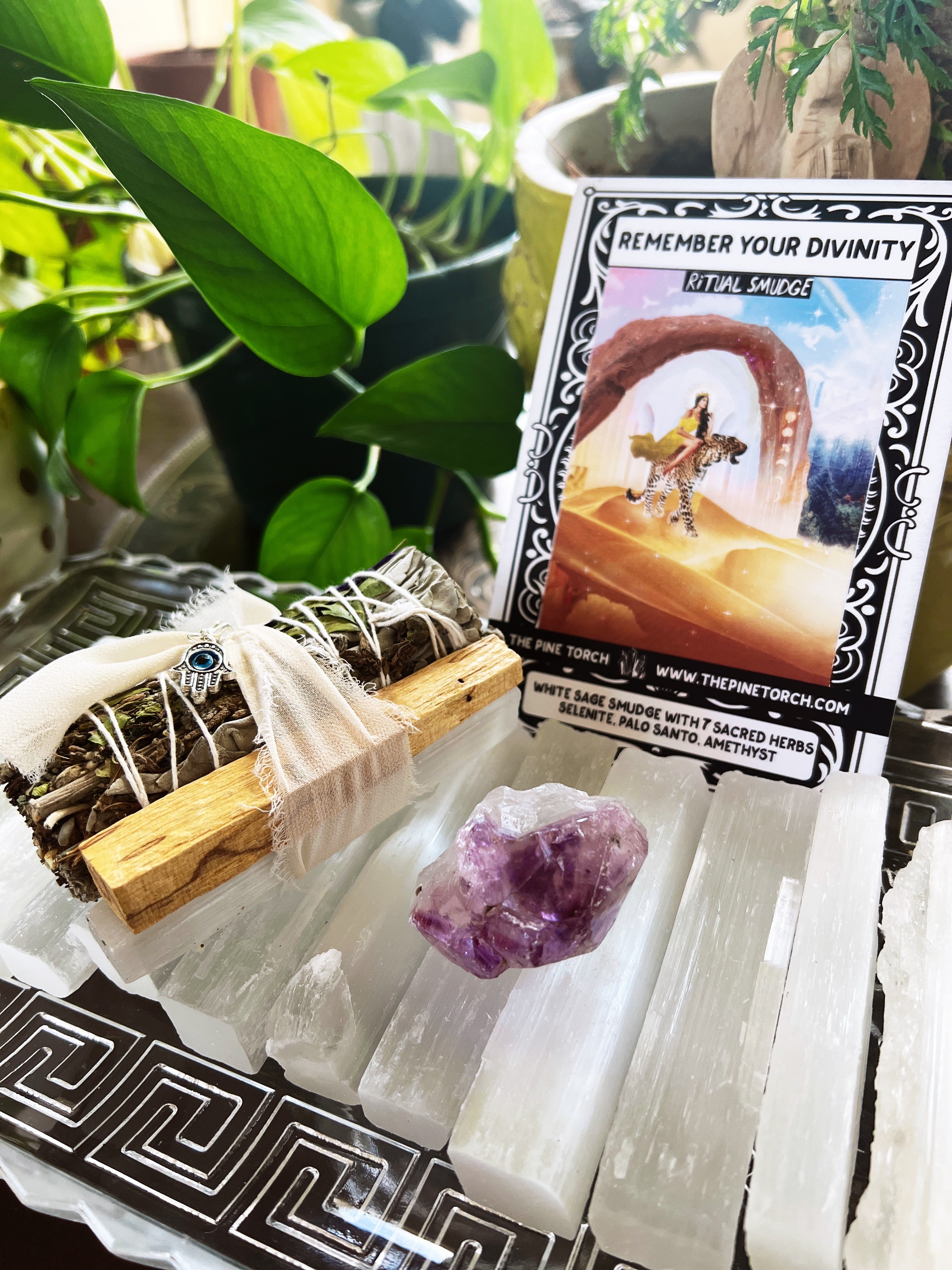 REMEMBER YOUR DIVINITY << WHITE SAGE WITH 7 SACRED HERBS, PALO SANTO, SELENITE, AMETHYST >> RITUAL KIT