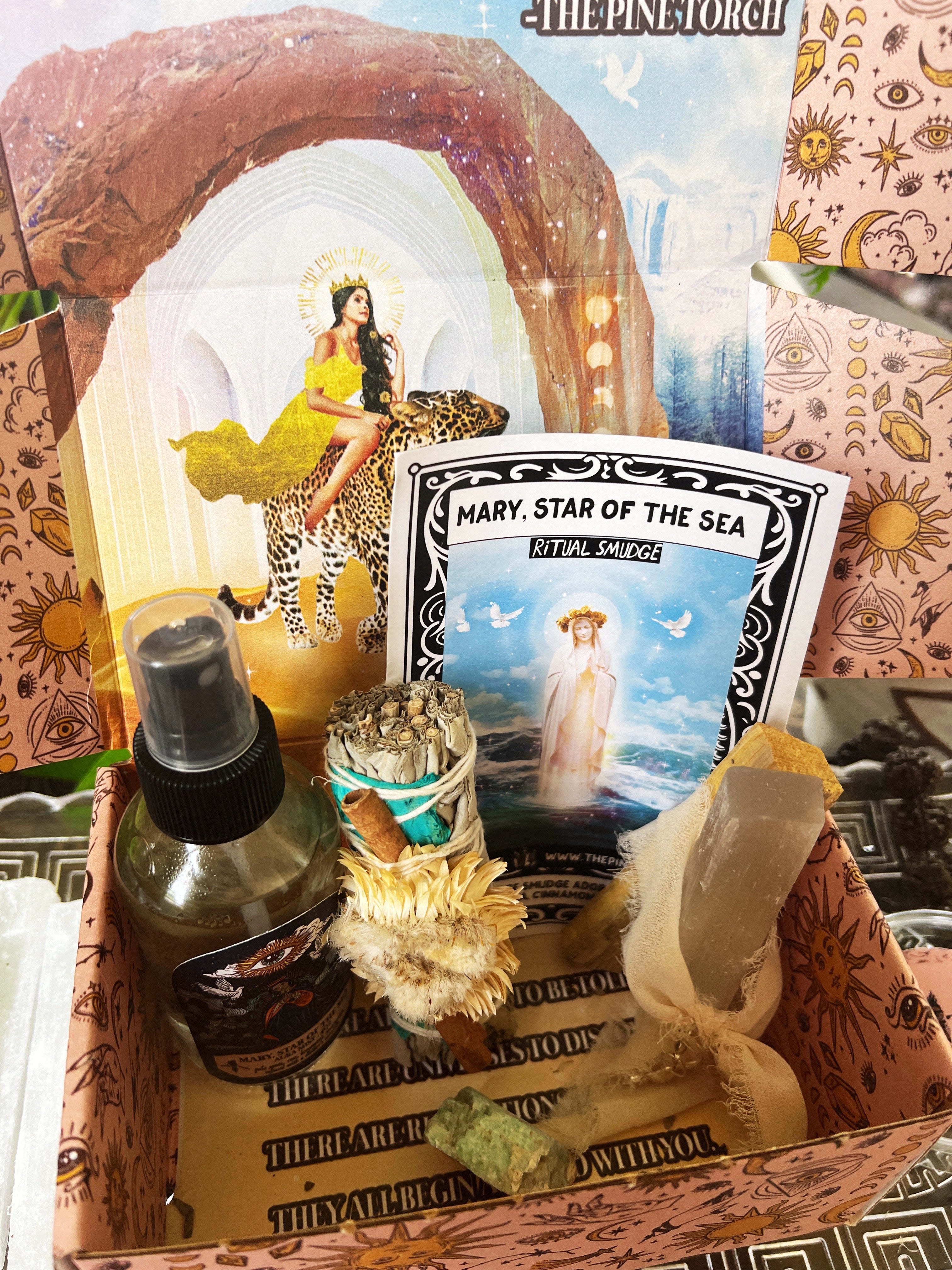 MARY, STAR OF THE SEA << DELUXE RITUAL BOX >>