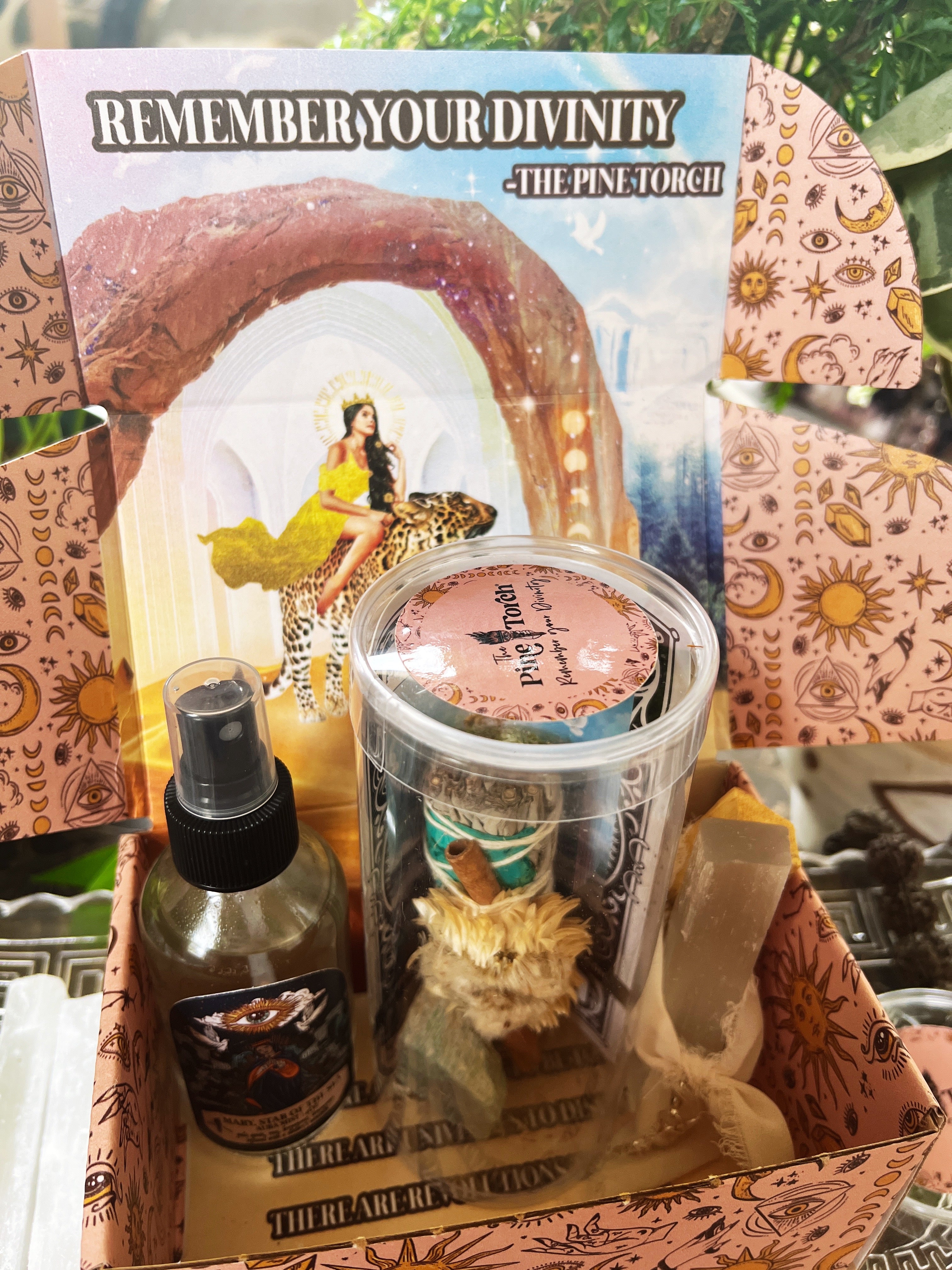 MARY, STAR OF THE SEA << DELUXE RITUAL BOX >>