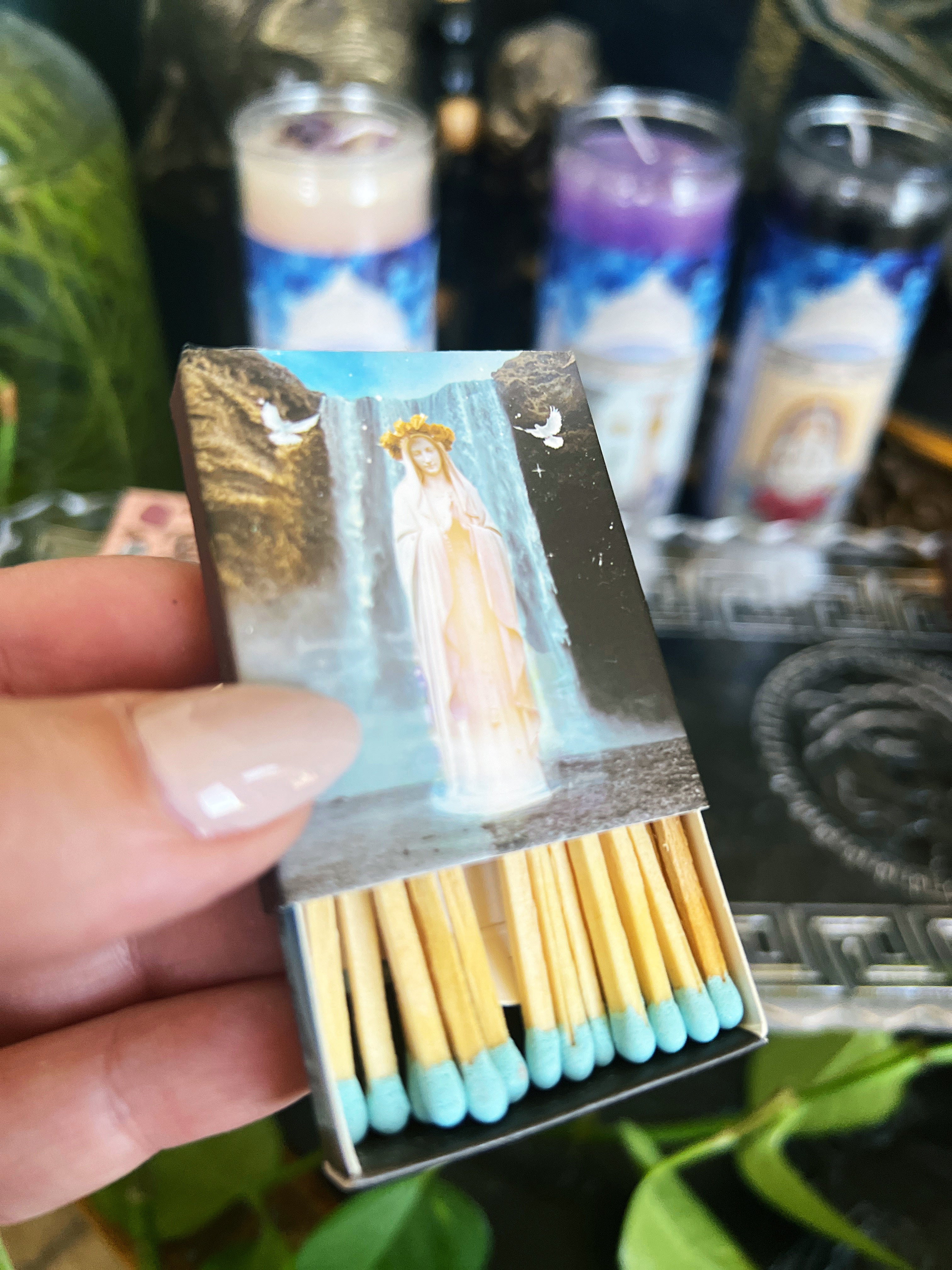 MARY STAR OF THE SEA << MATCHBOOK >>