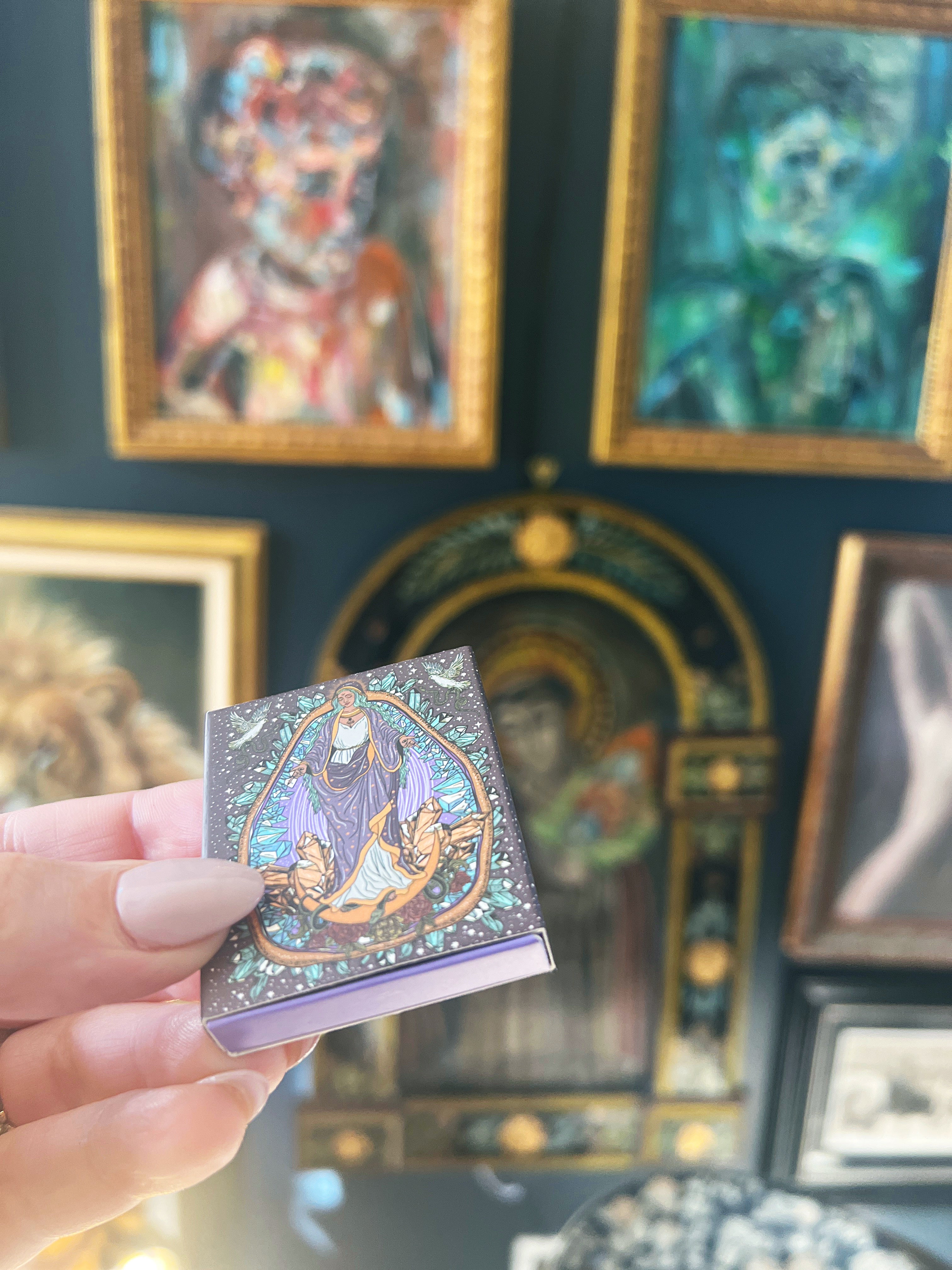 MARY WITH CRYSTALS << MATCHBOOK >>