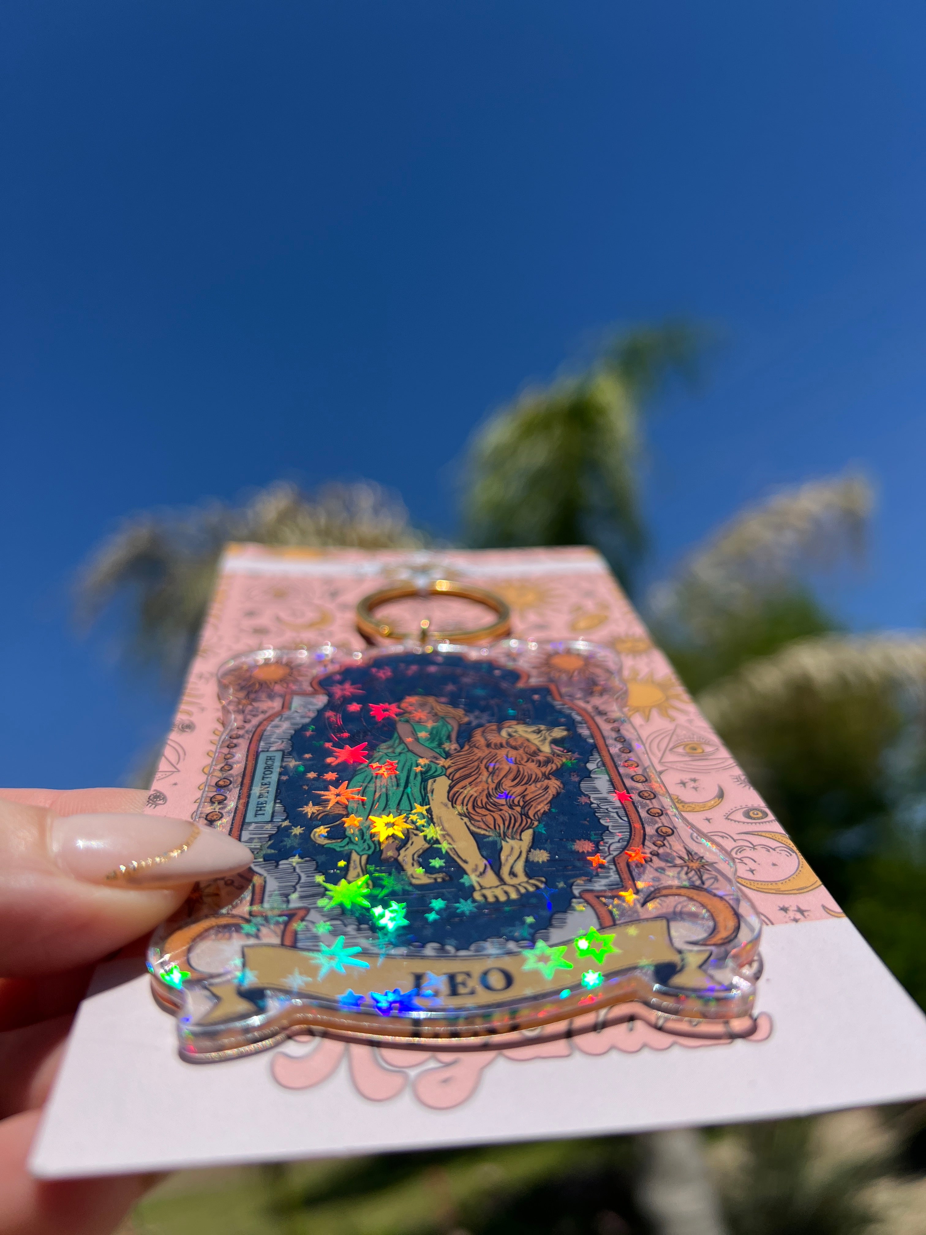 LEO « HOLOGRAPHIC KEYCHAIN »