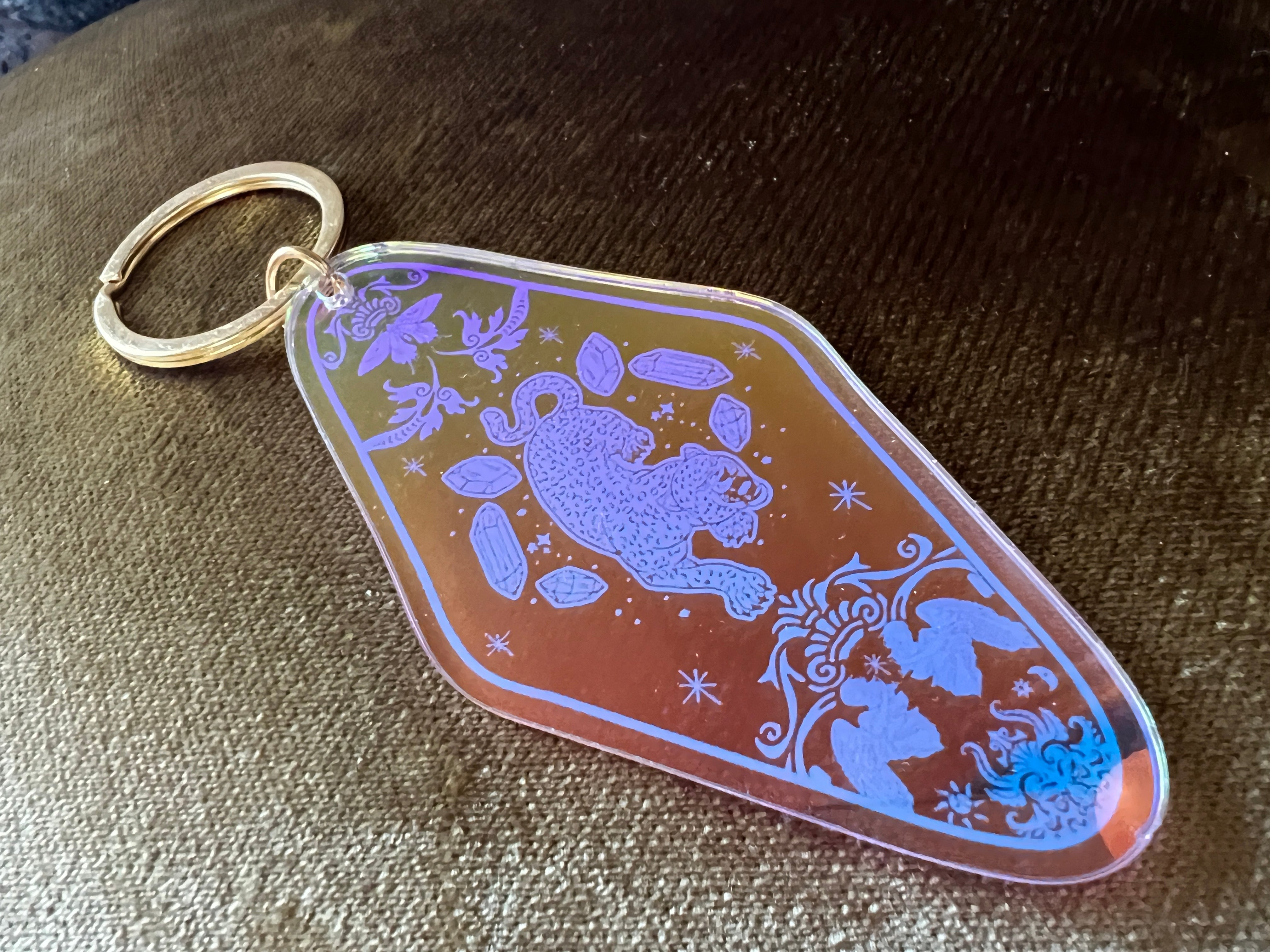CRYSTAL LEOPARD « HOTEL KEYCHAIN »