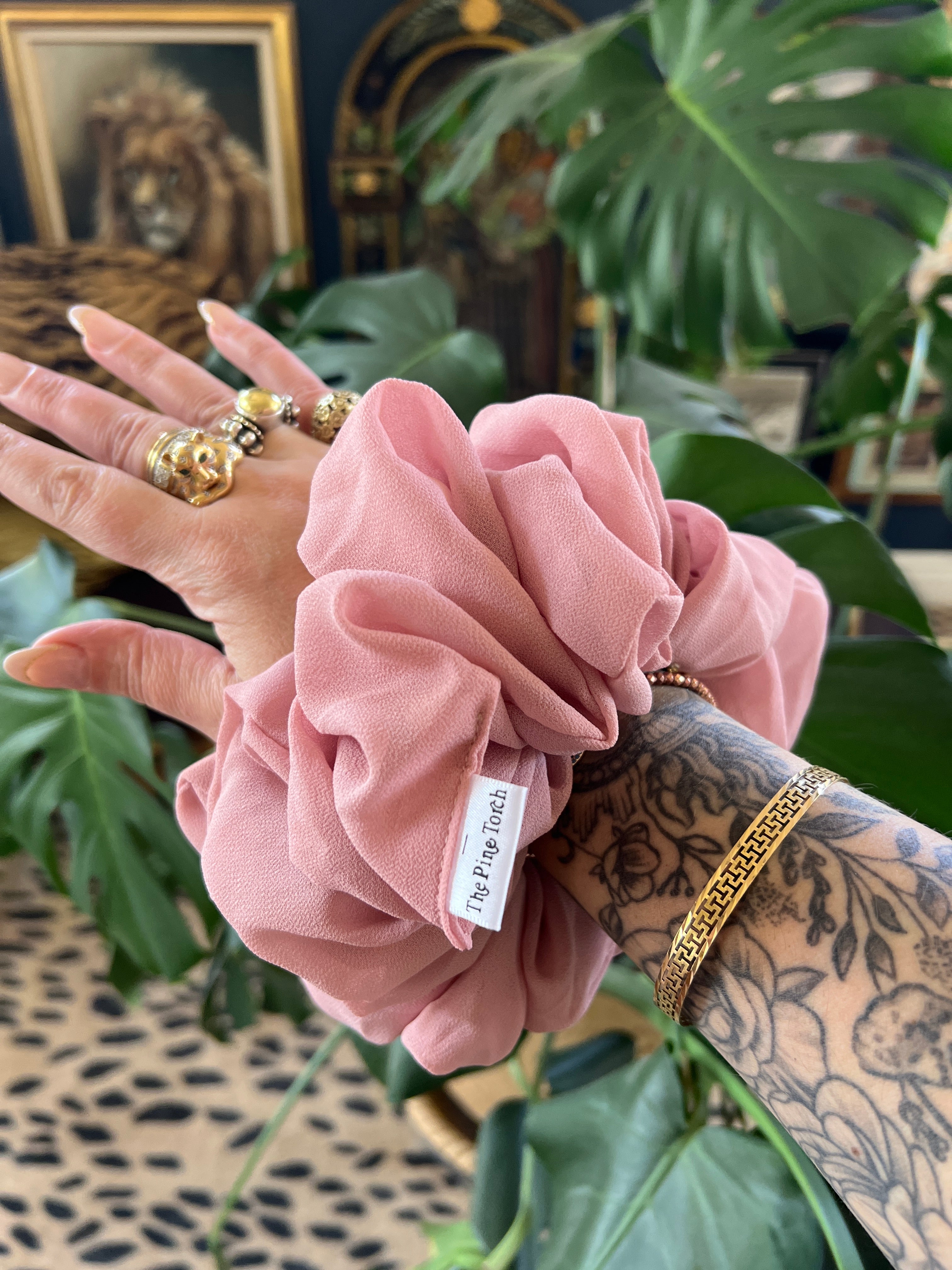 << ANTIQUE ROSE >> CHIFFON JUMBO HAIR SCRUNCHIE
