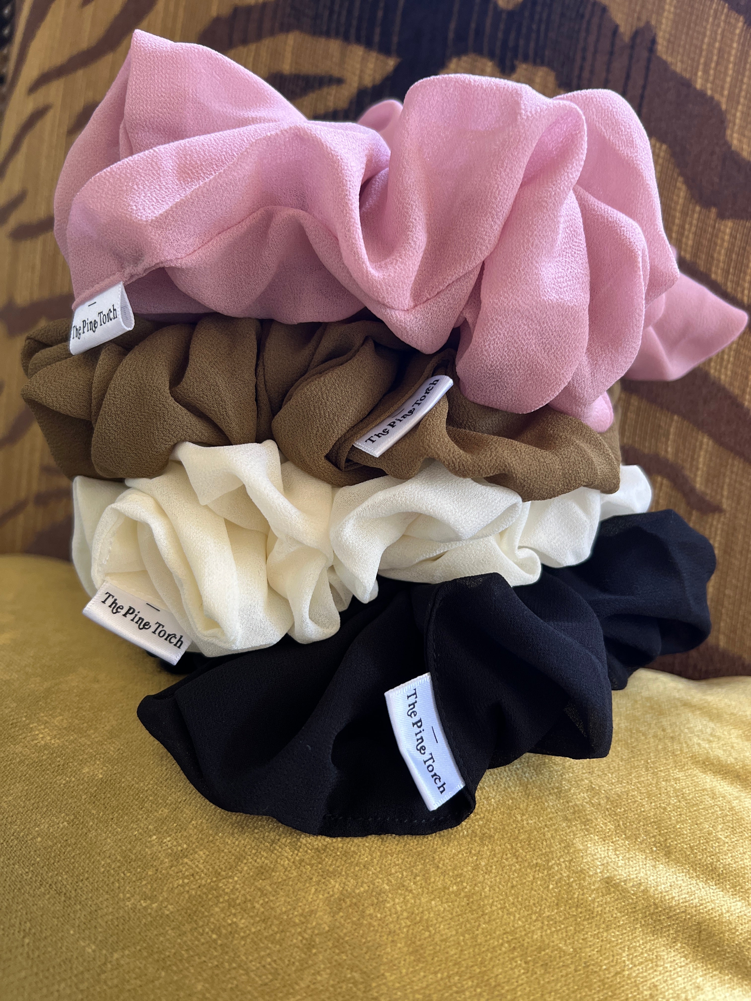 << ASSORTED COLORS >> CHIFFON JUMBO HAIR SCRUNCHIE