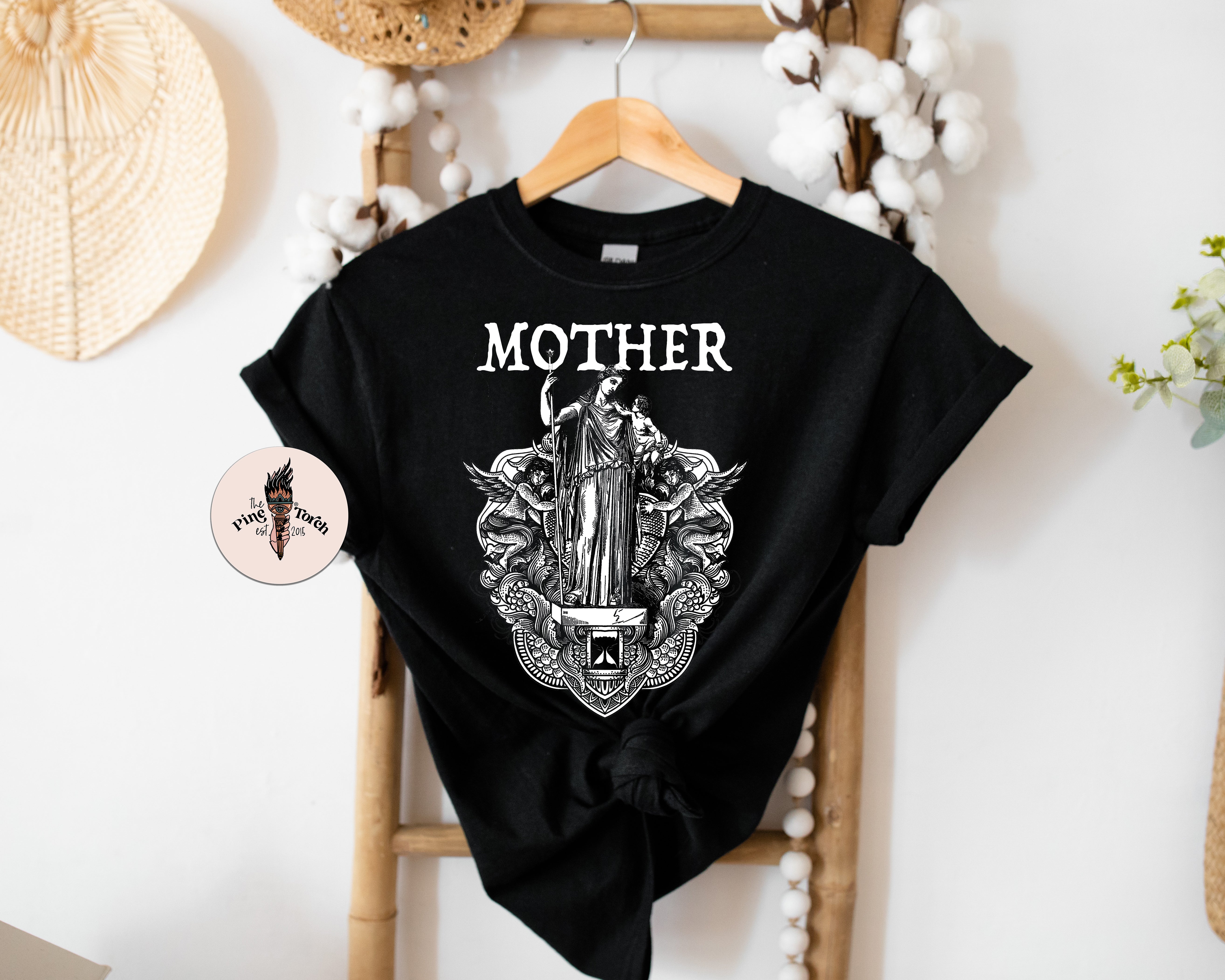 DIVINE MOTHER // UNISEX TEE