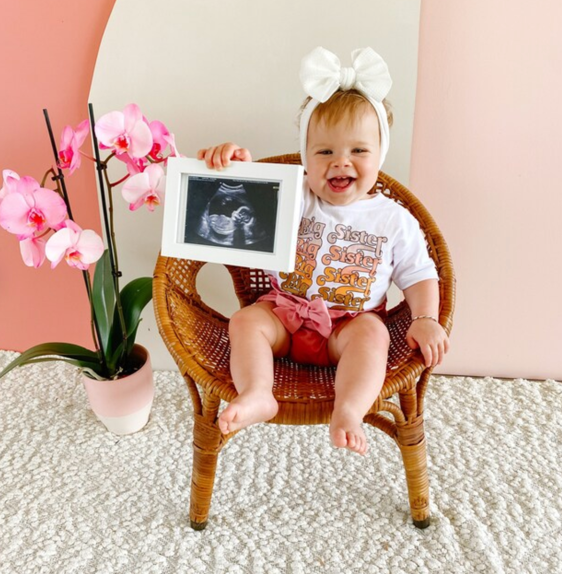 « LITTLE SISTER RETRO REPLAY » KID'S TEE