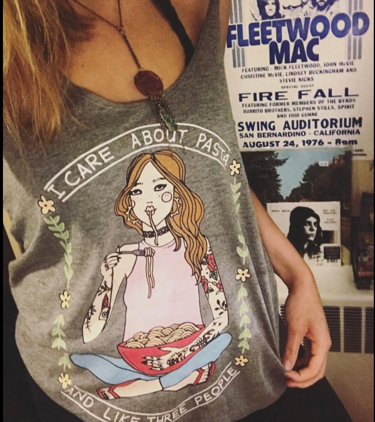 I CARE ABOUT PASTA AND LIKE 3 PEOPLE // FLOWY RACERBACK TANK