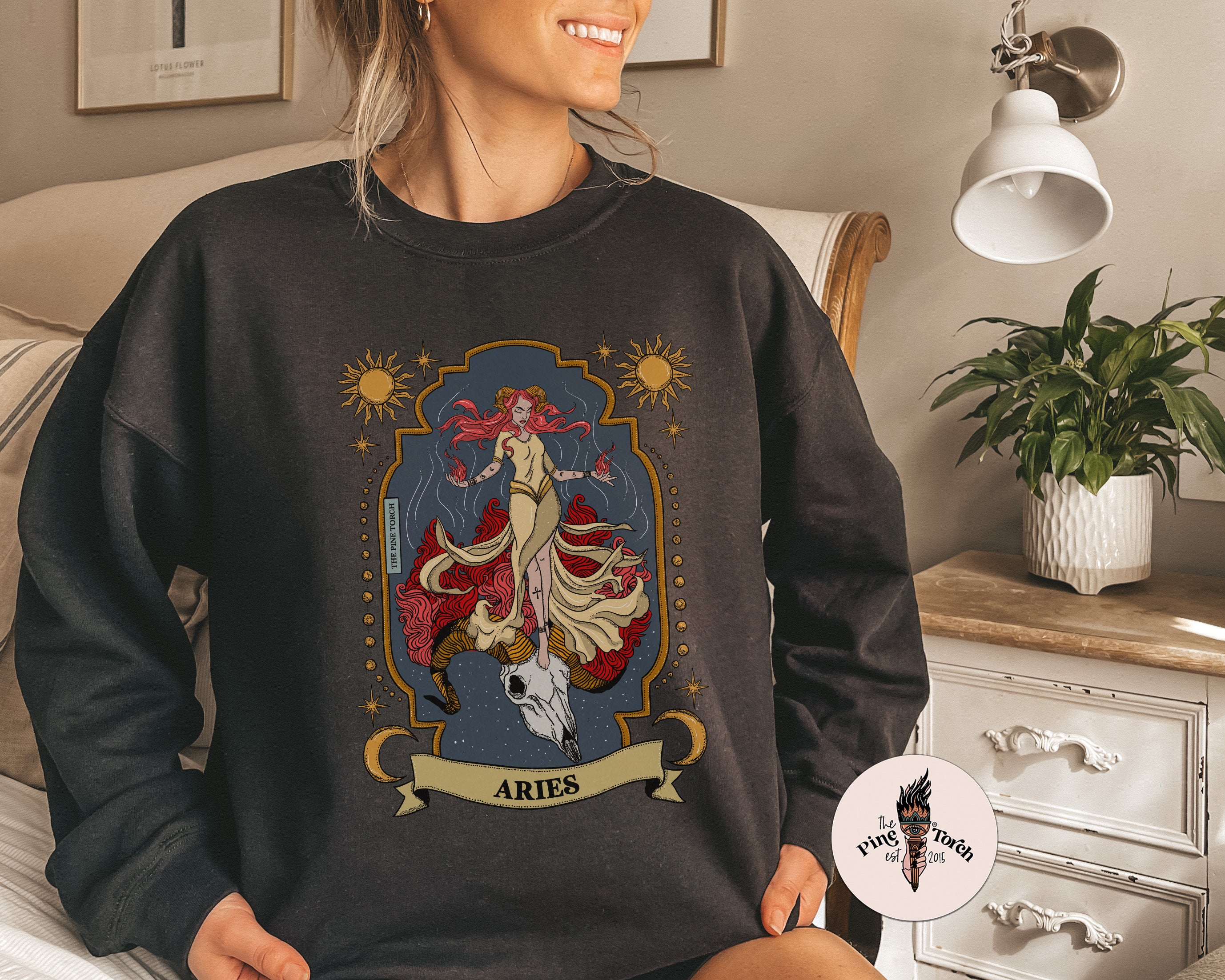 ARIES // UNISEX PULLOVER