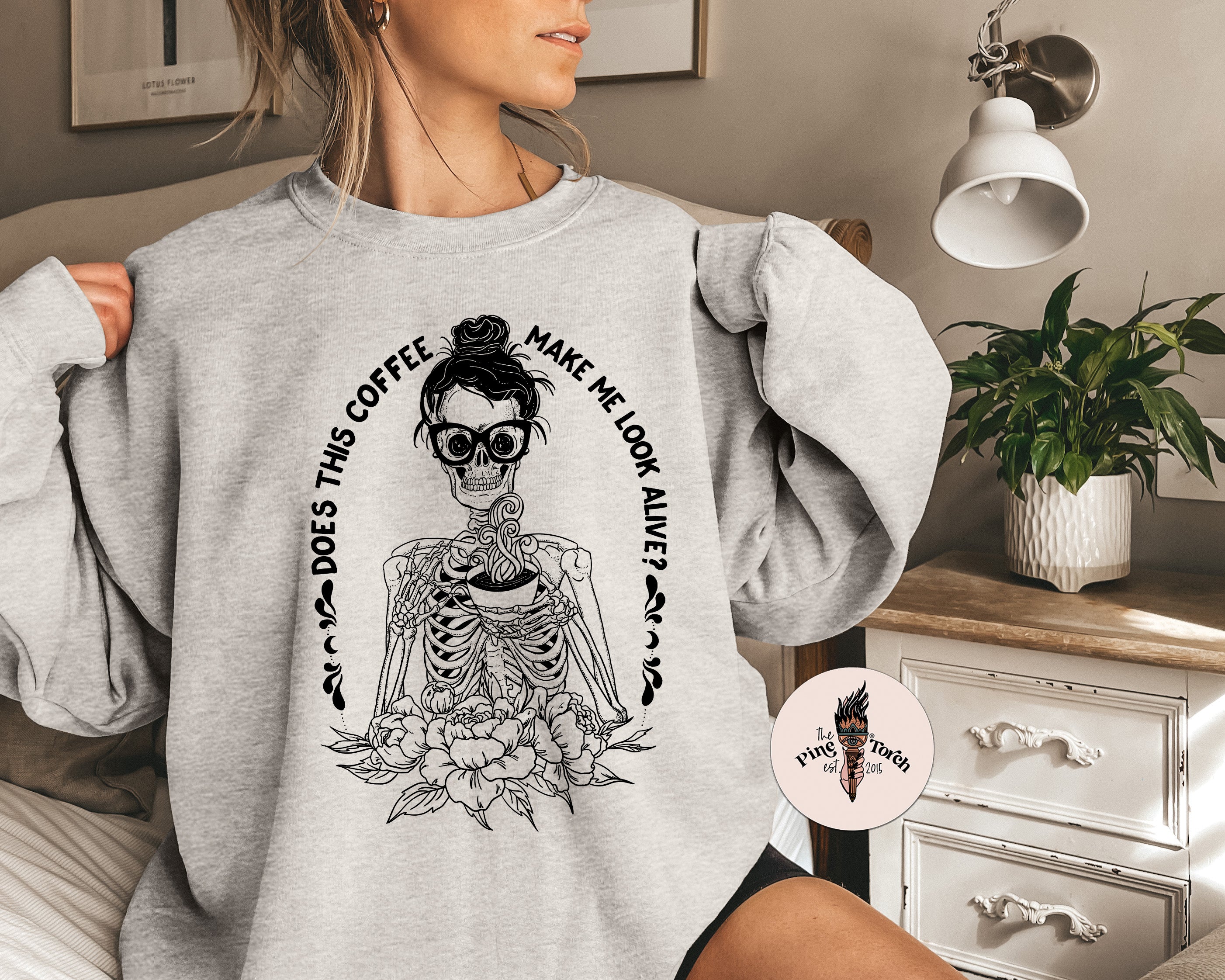 DOES THIS COFFEE MAKE ME LOOK ALIVE? // UNISEX PULLOVER