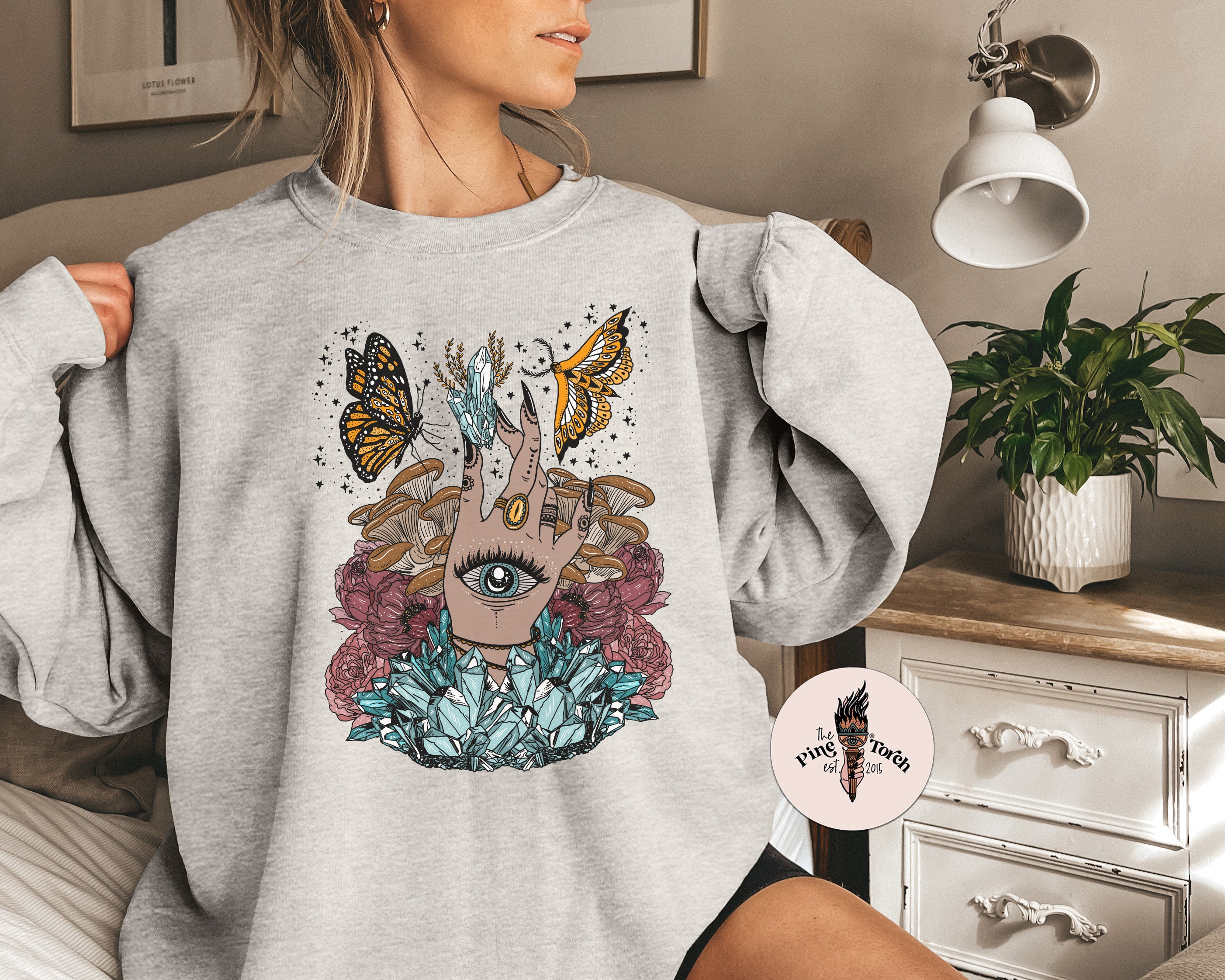 CRYSTALLINE // UNISEX PULLOVER