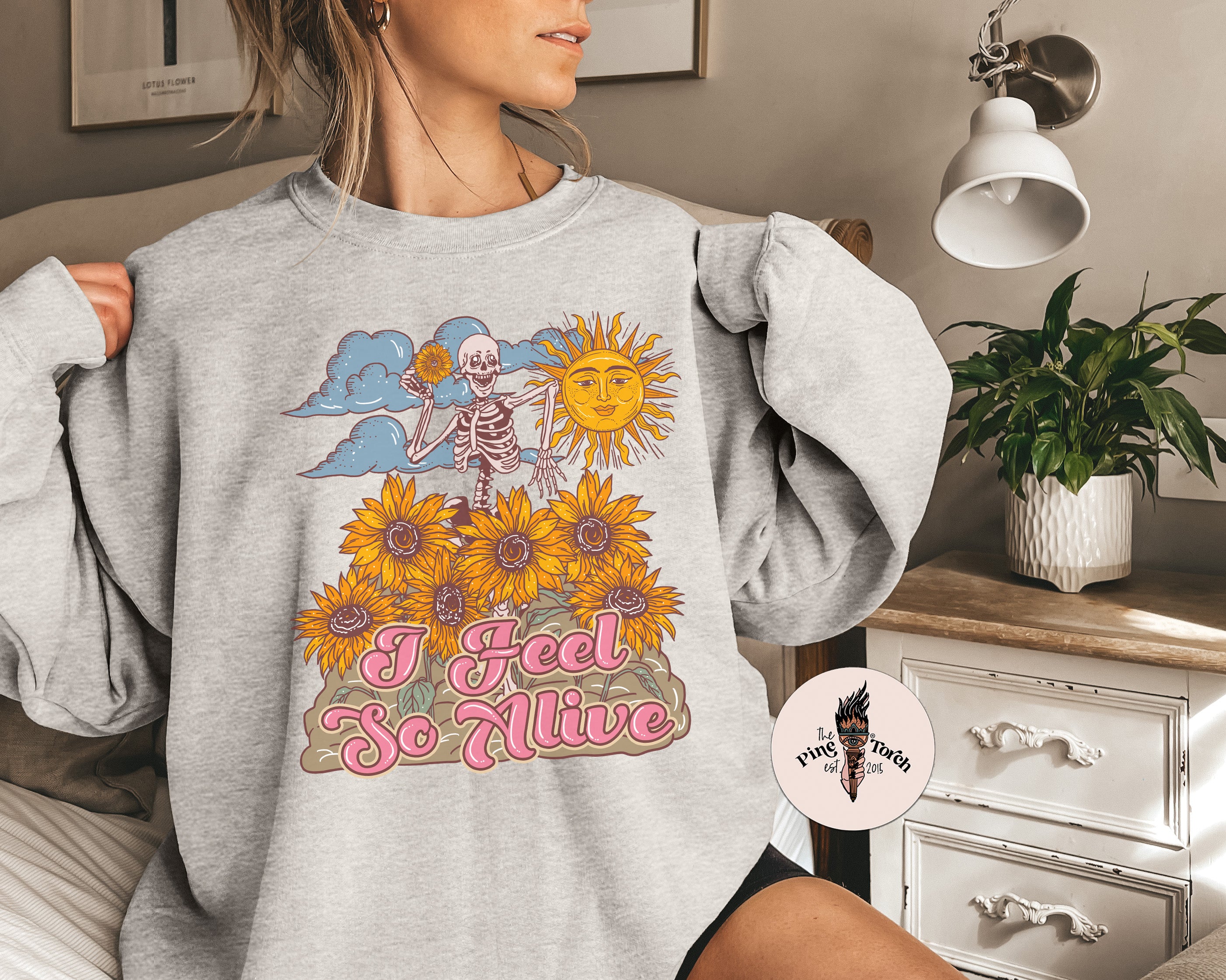 I FEEL SO ALIVE // UNISEX PULLOVER