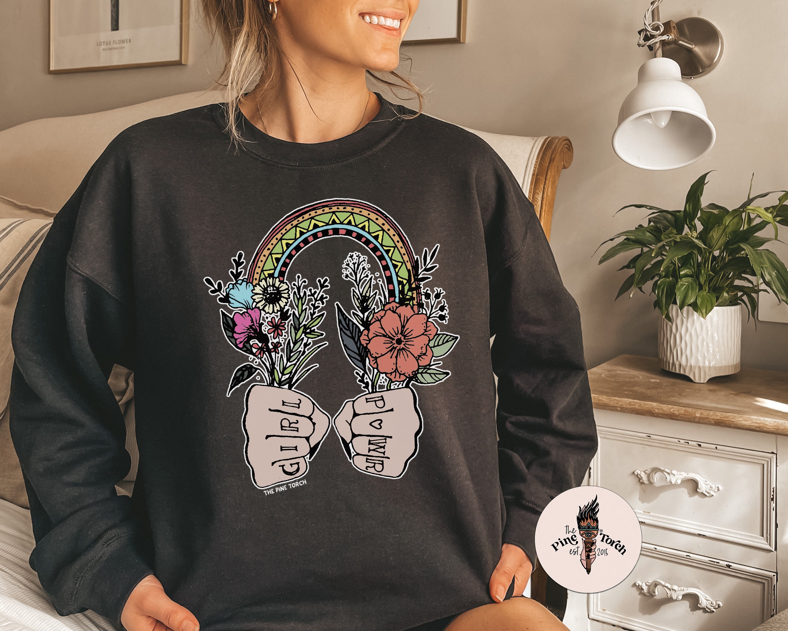 GIRL POWER // UNISEX PULLOVER