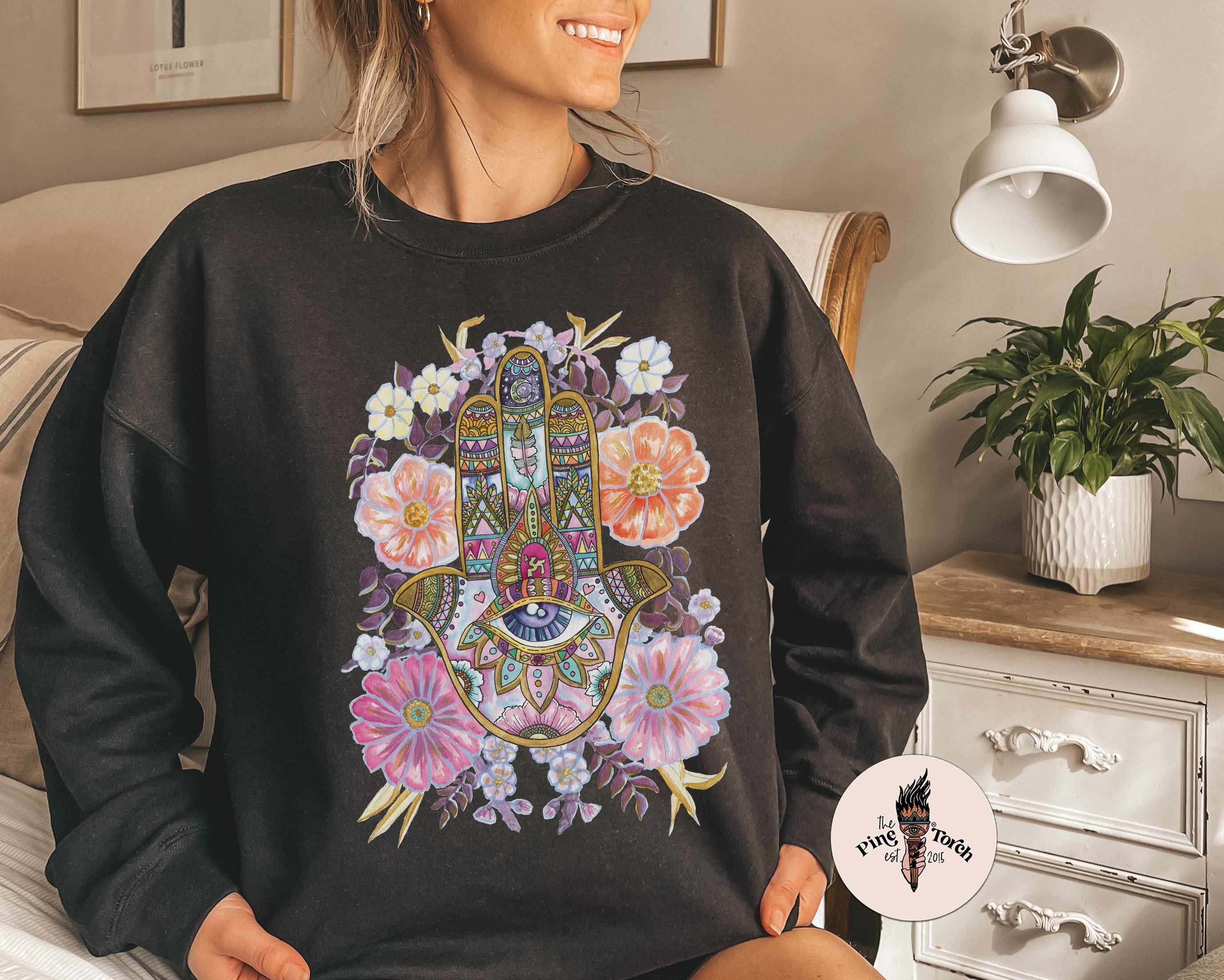 HAMSA // UNISEX PULLOVER