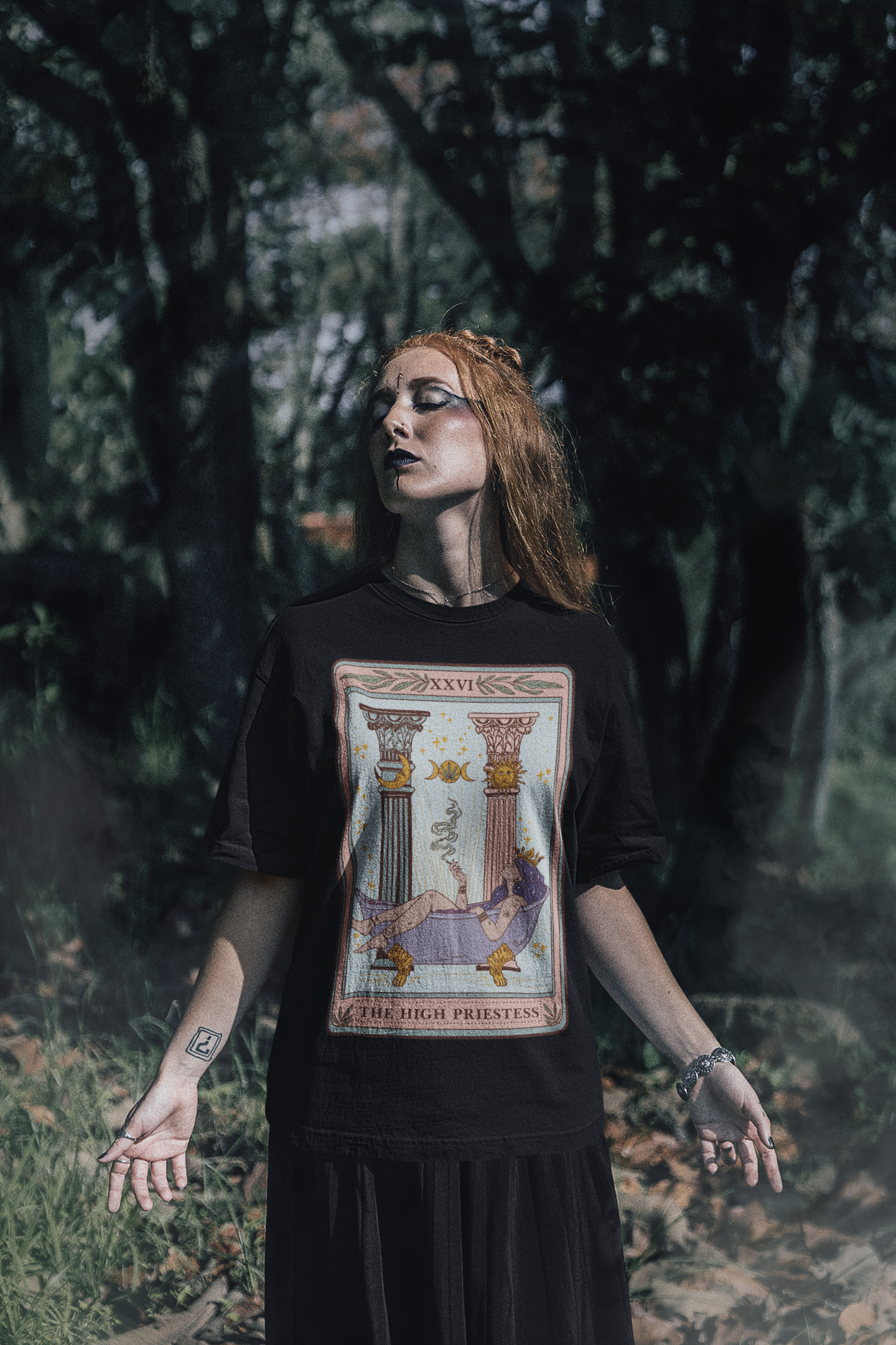 HIGH PRIESTESS // UNISEX TEE