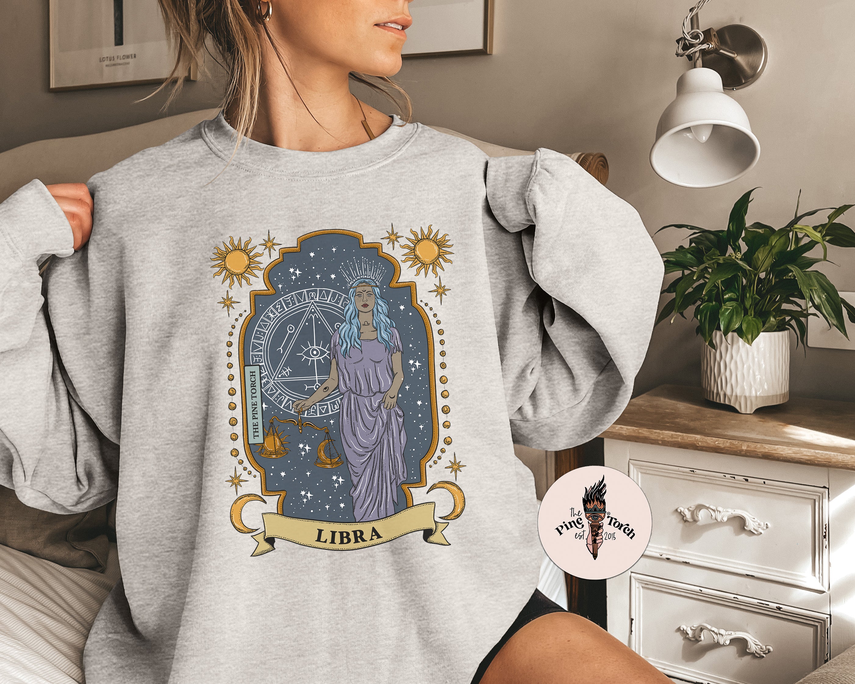 LIBRA // UNISEX PULLOVER
