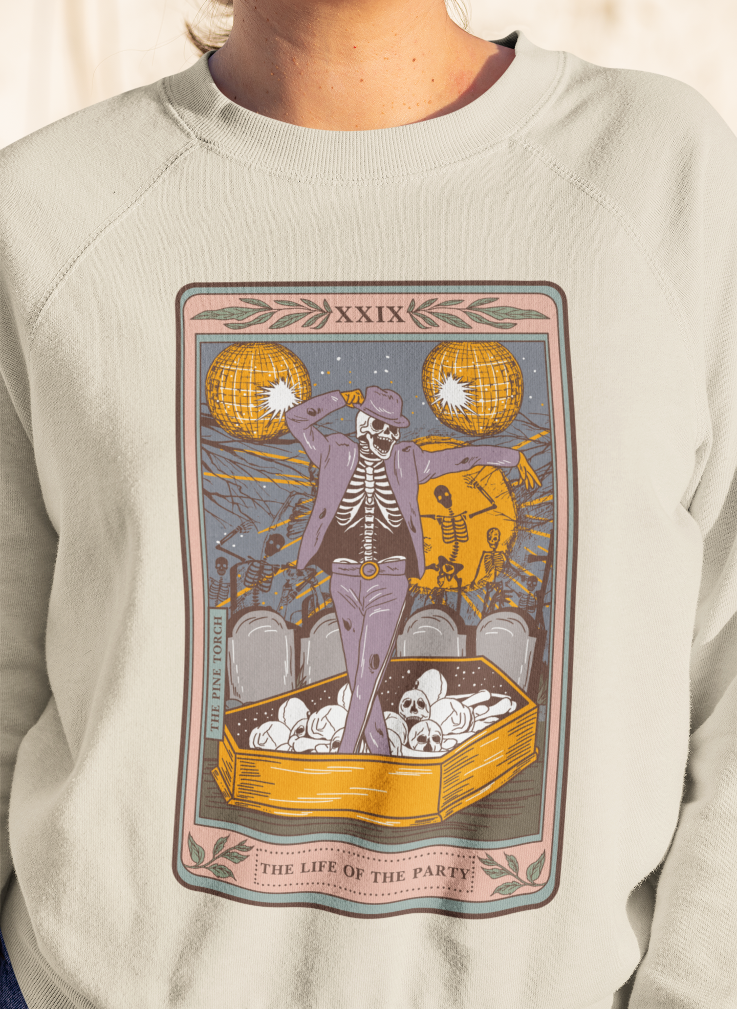 THE LIFE OF THE PARTY // UNISEX PULLOVER