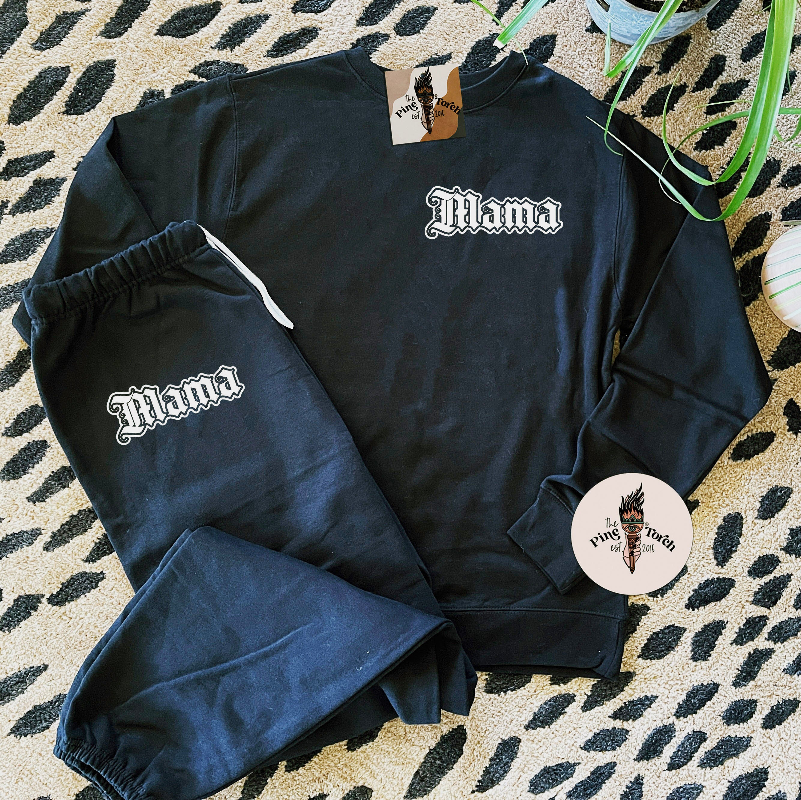« MAMA GOTHIC » LOUNGE SET