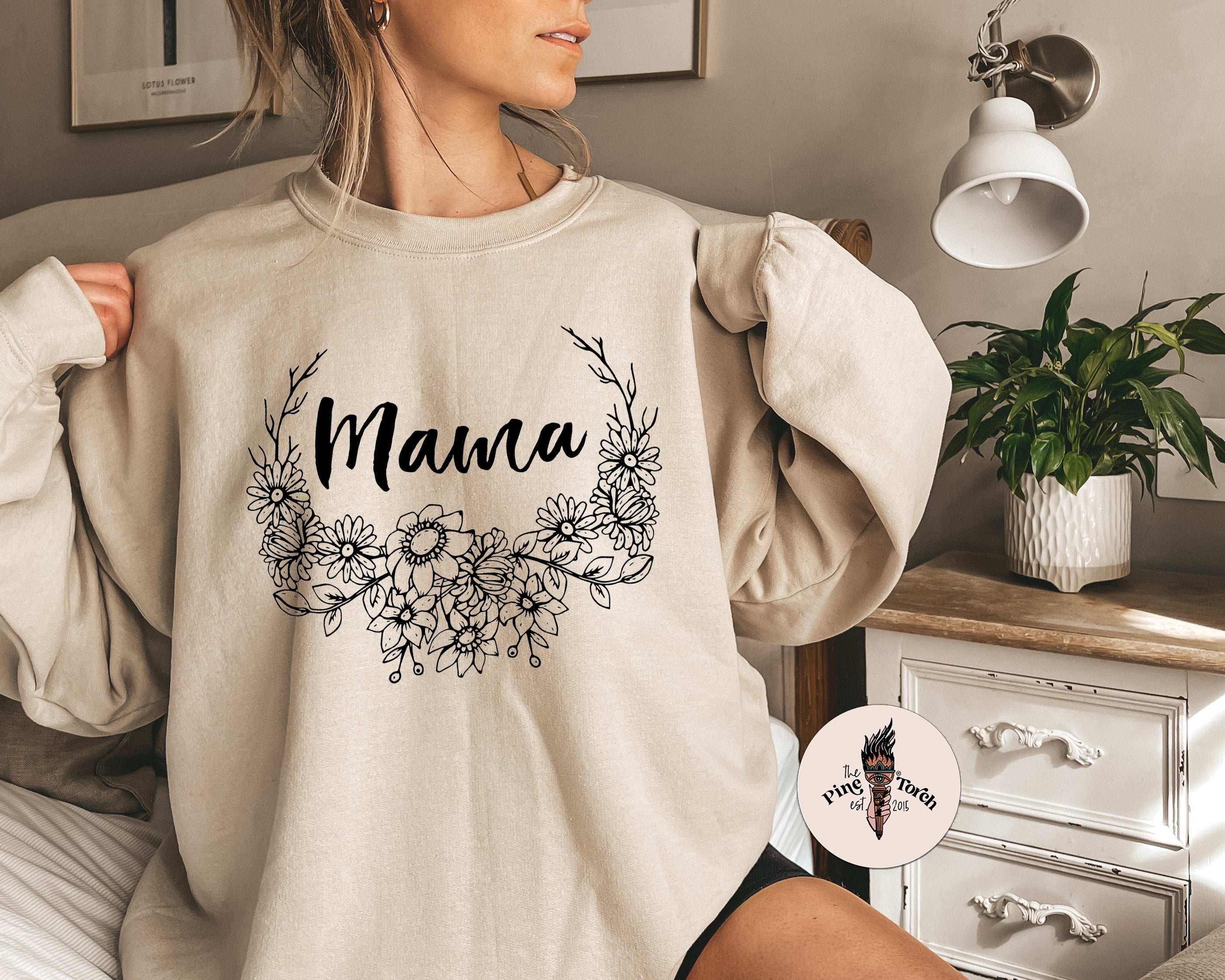 MAMA BOHO WREATH // UNISEX PULLOVER