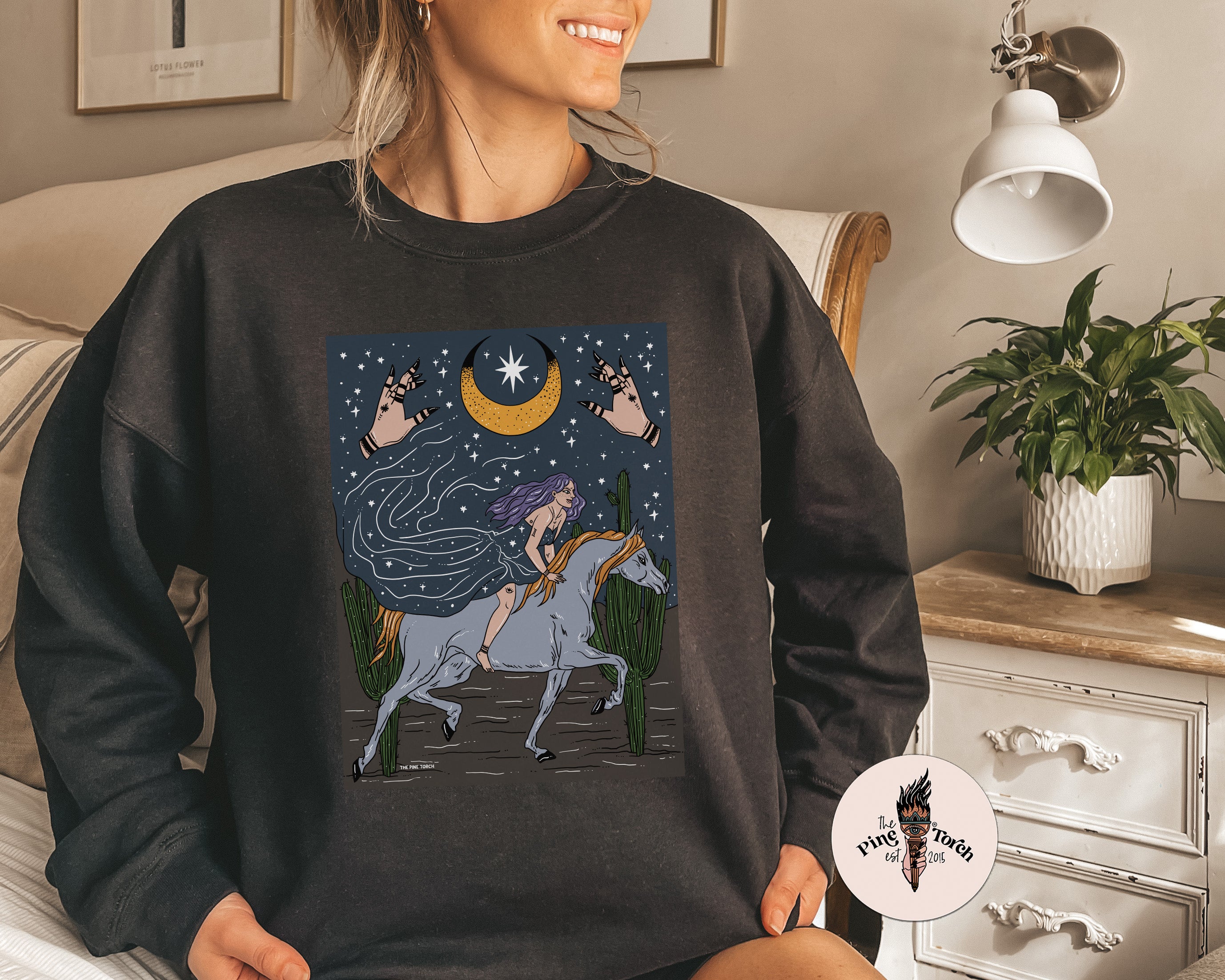 MIDNIGHT RIDER // UNISEX PULLOVER