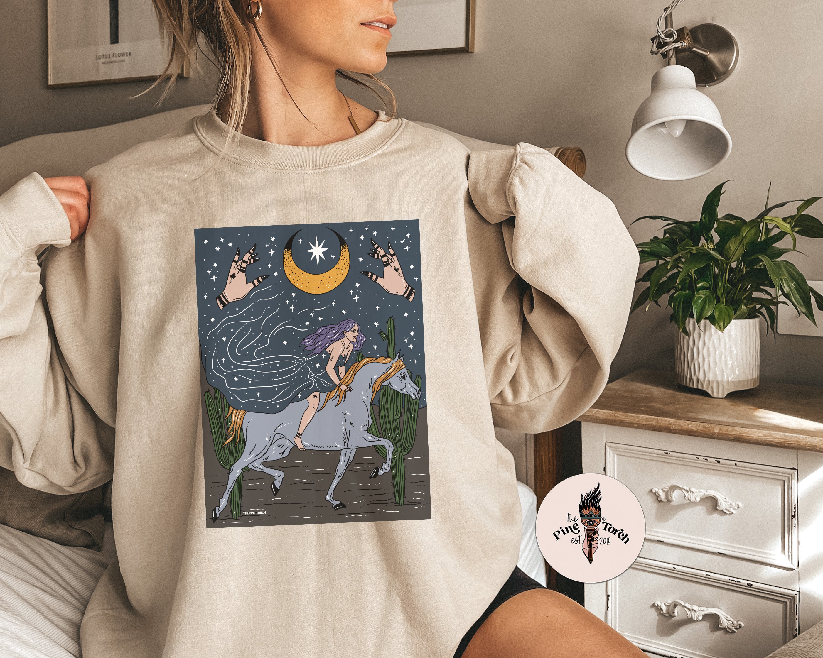 MIDNIGHT RIDER // UNISEX PULLOVER