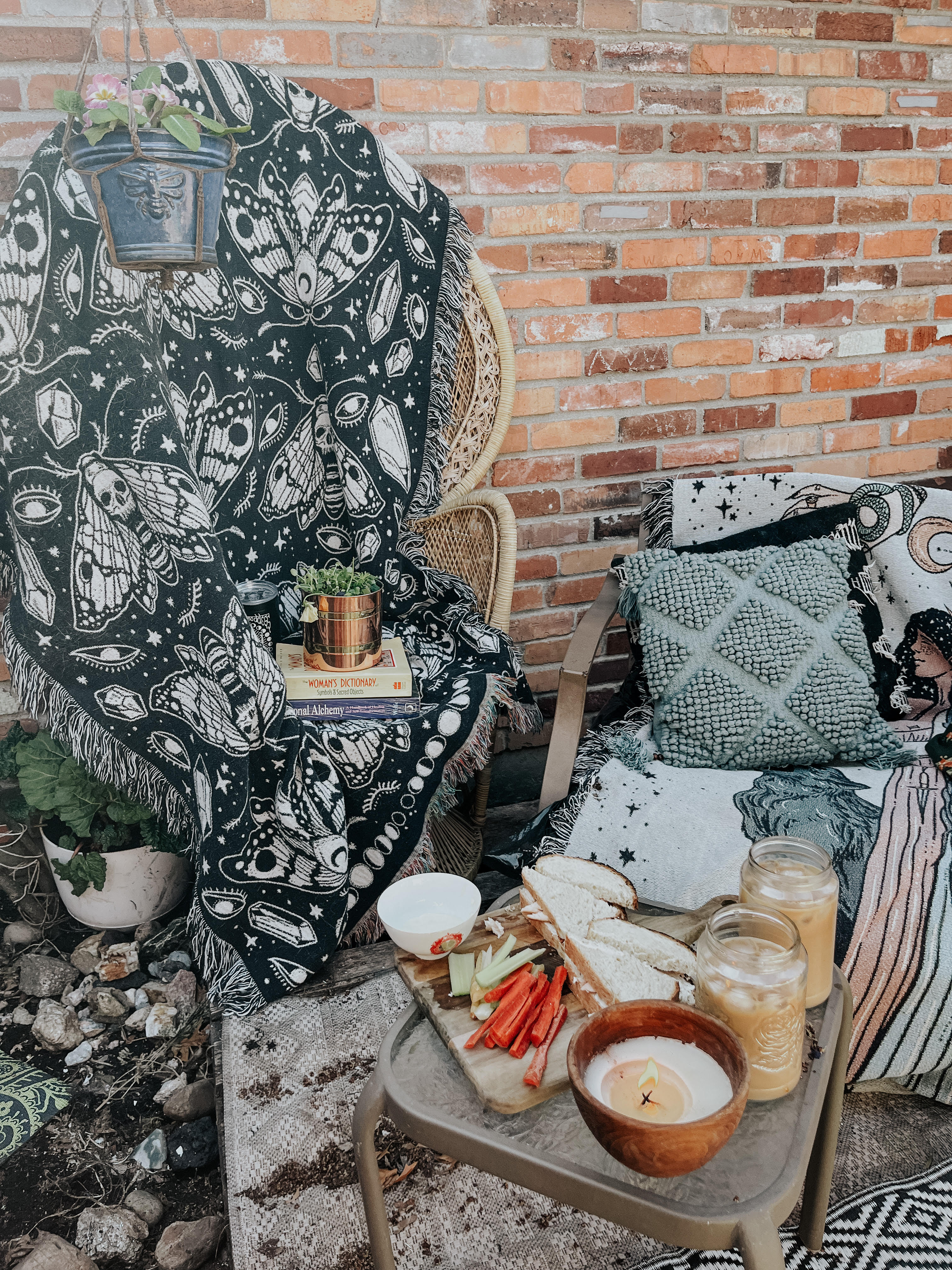 MOTH PATTERN // WOVEN FRINGE BLANKET
