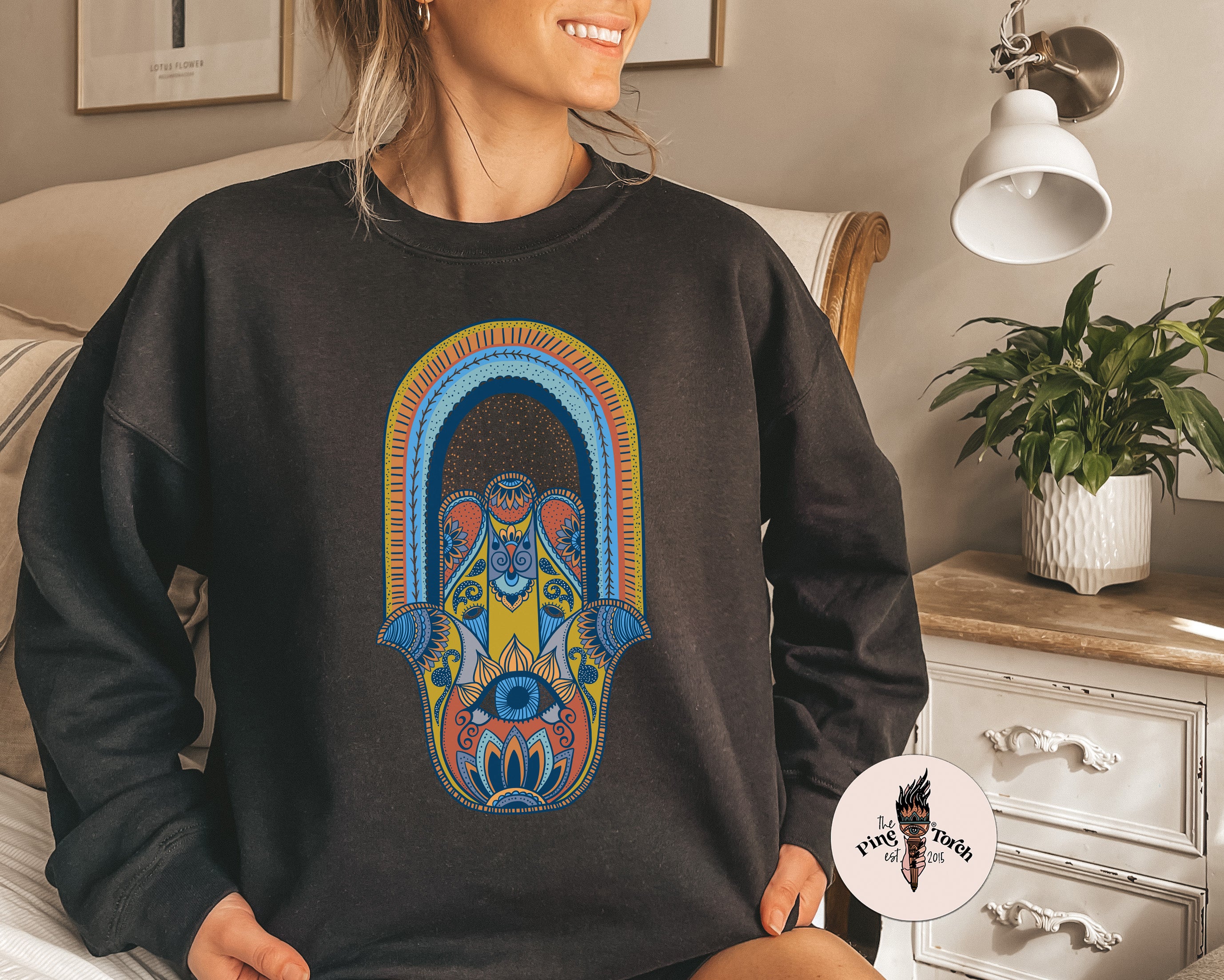 RETRO HAMSA // UNISEX PULLOVER
