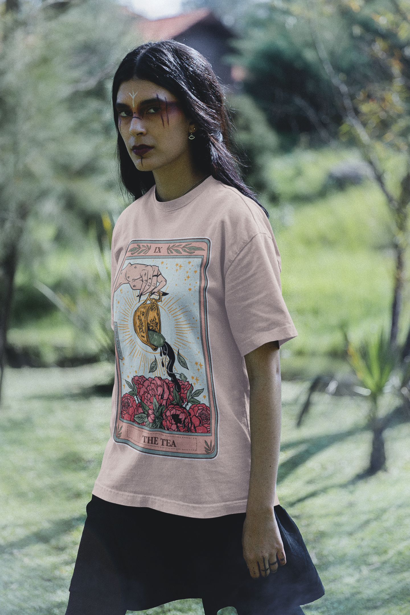 THE TEA // UNISEX TEE