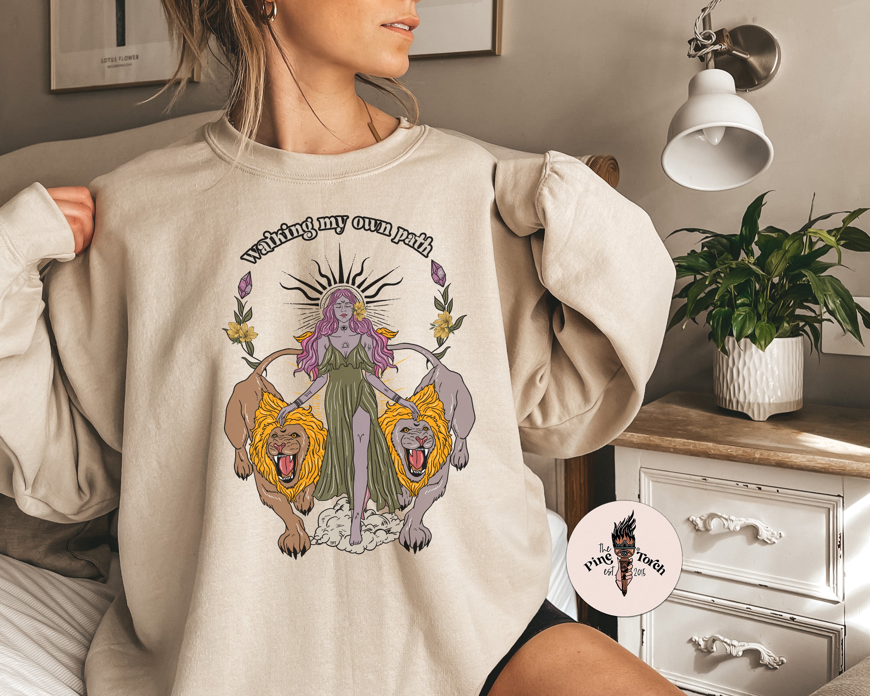 WALKING MY OWN PATH // UNISEX PULLOVER