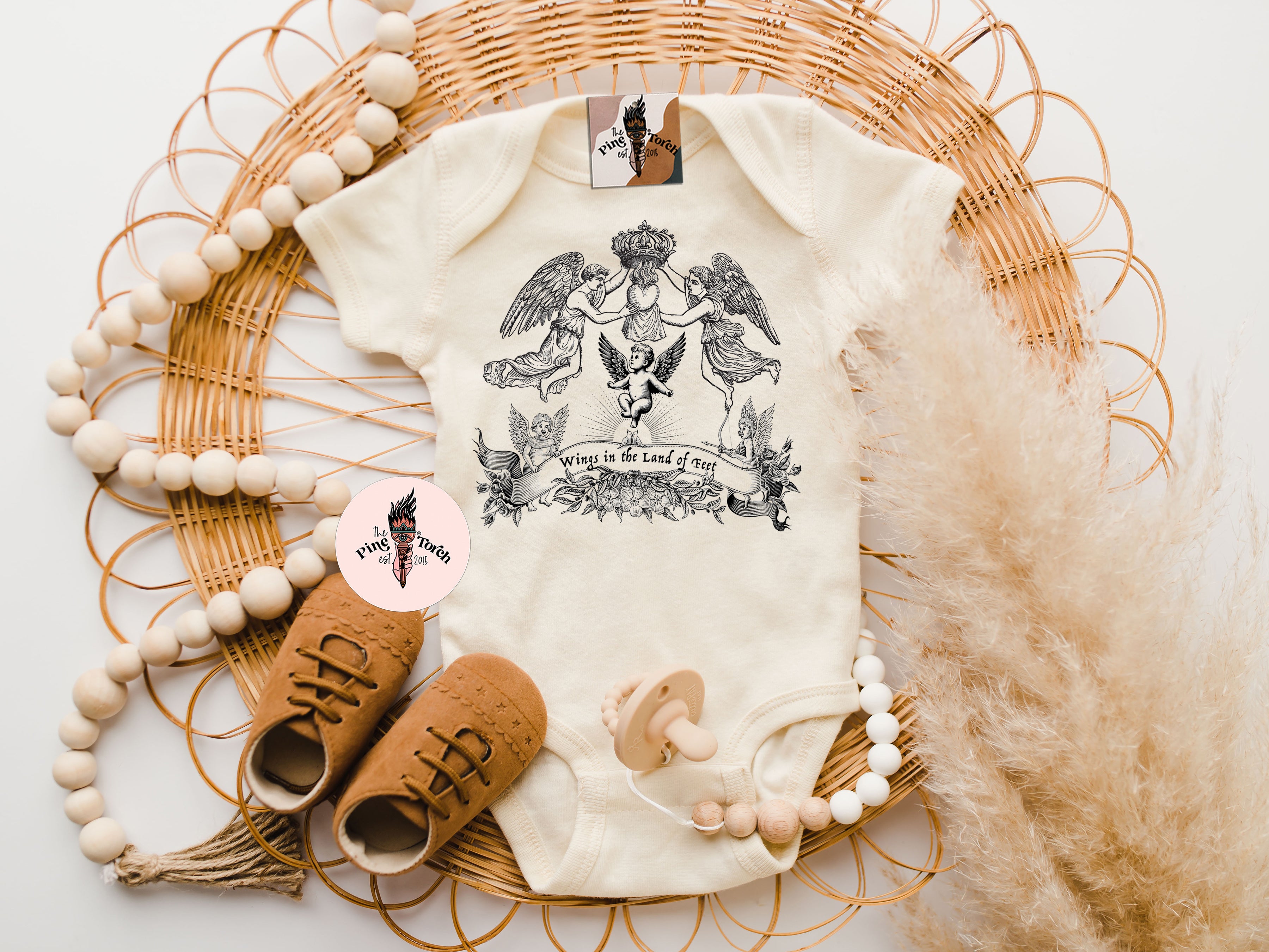 « WINGS IN THE LAND OF FEET » KIDS TEE