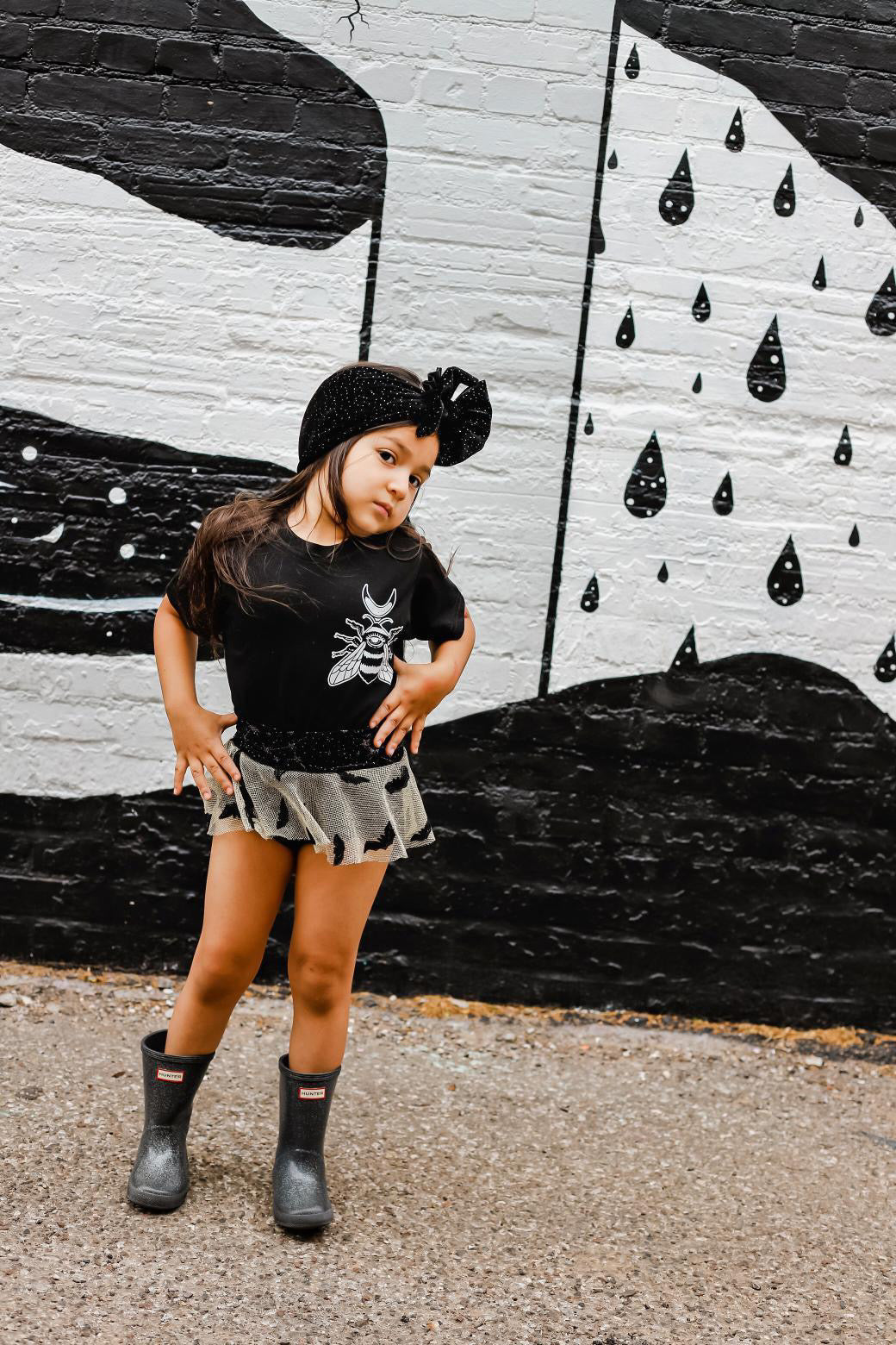 « MOON BEE » KID'S BLACK TEE