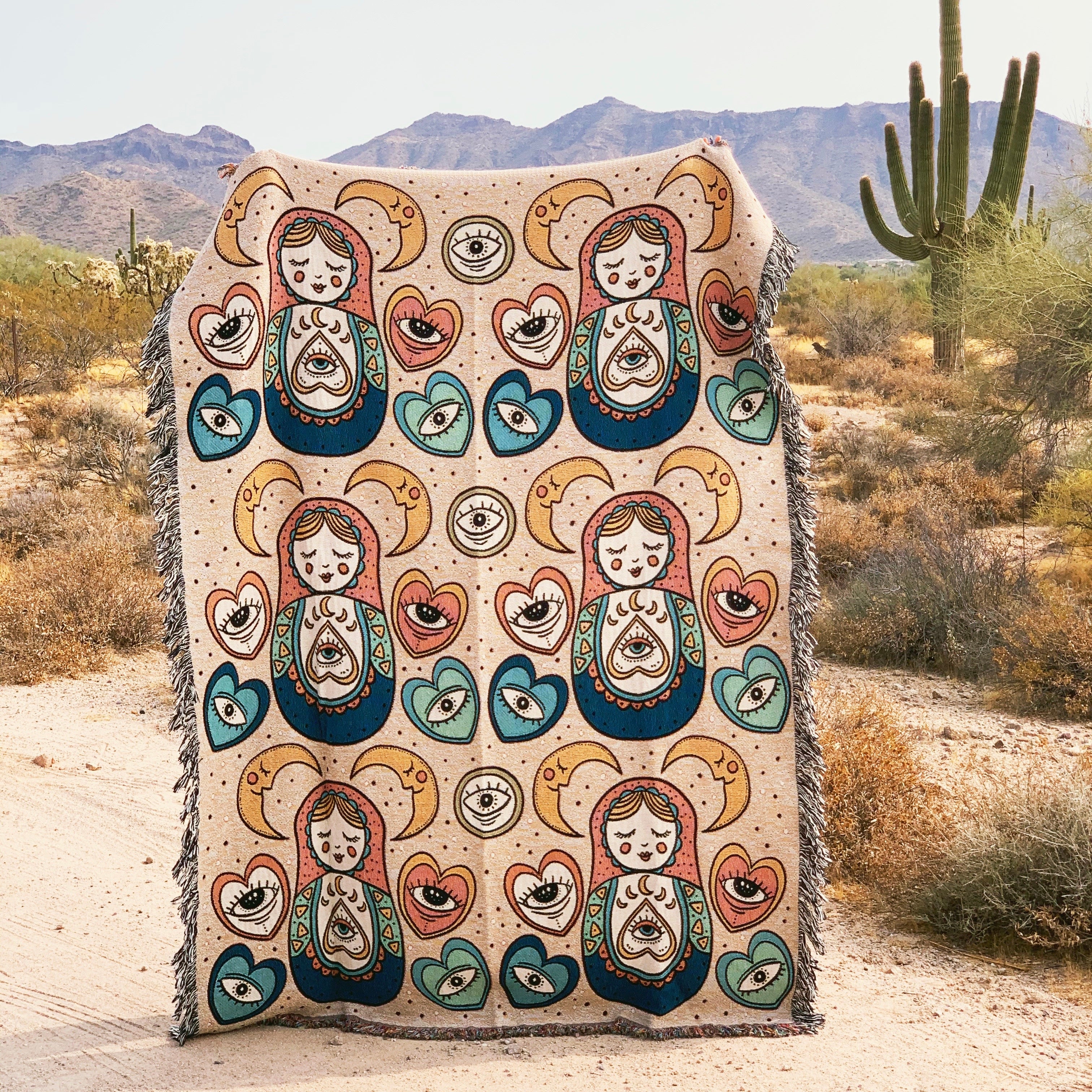 NESTING DOLL // WOVEN FRINGE BLANKET