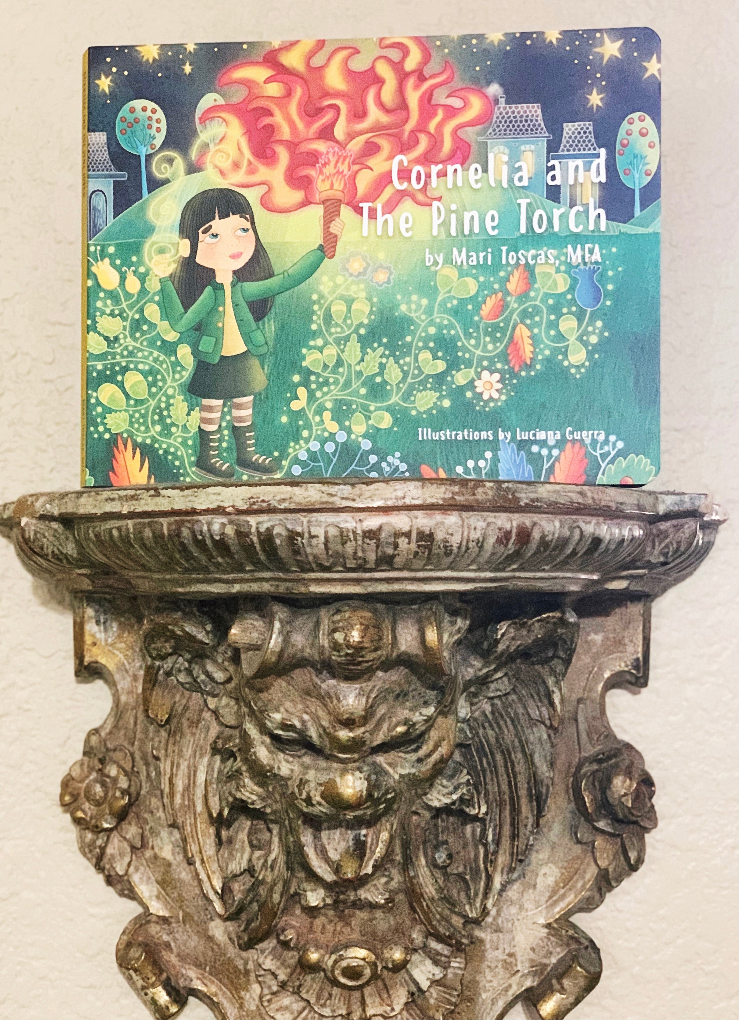 « CORNELIA AND THE PINE TORCH » BOARD BOOK