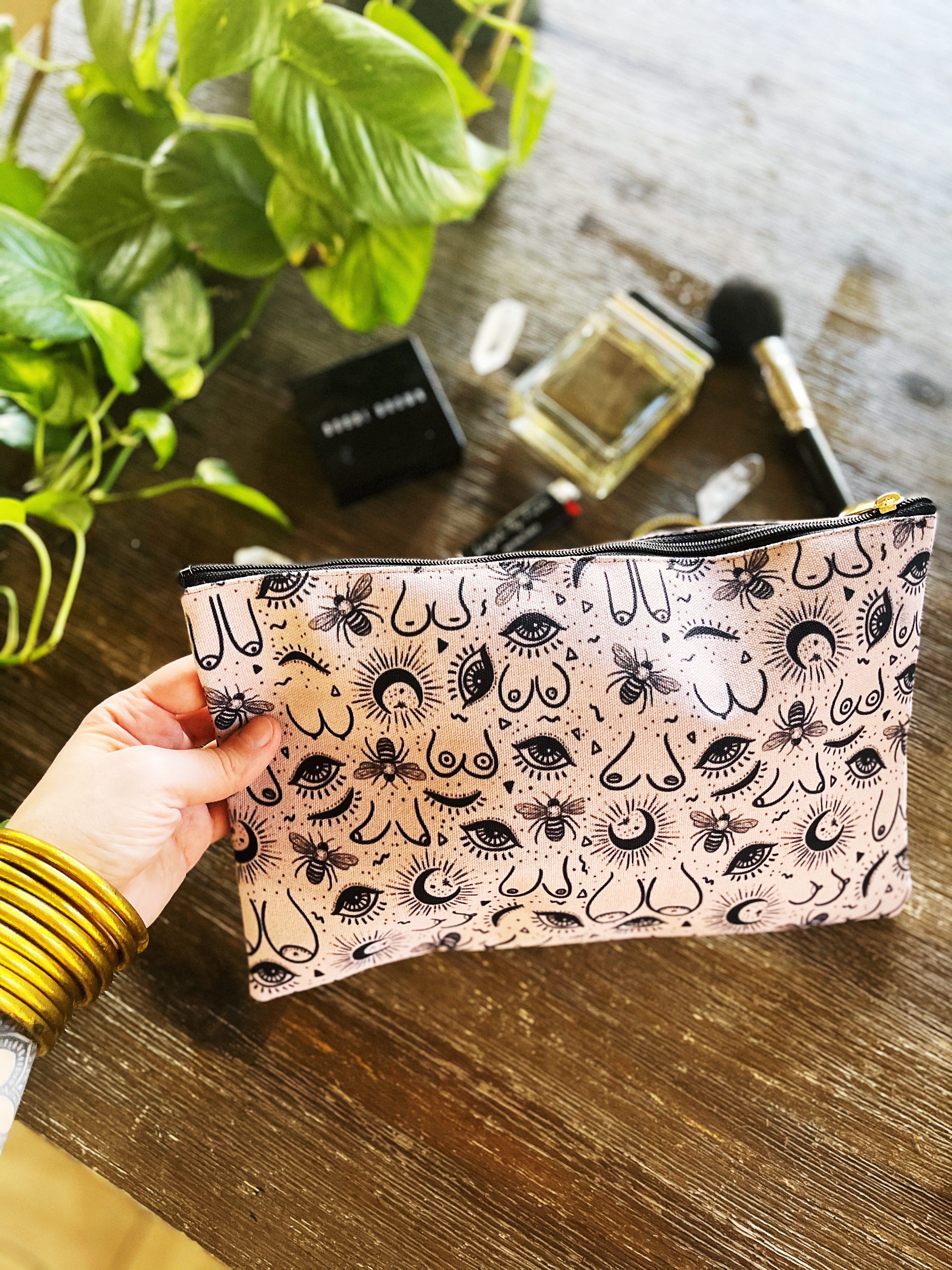 BOOB BEES // COSMETIC ZIP POUCH