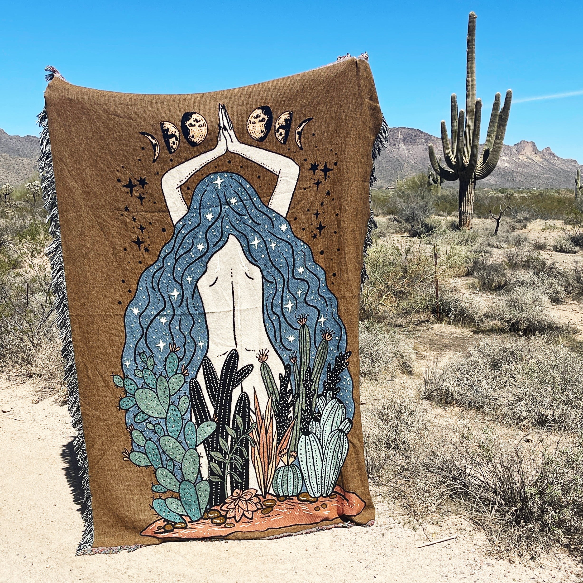 DESERT GODDESS // WOVEN FRINGE BLANKET