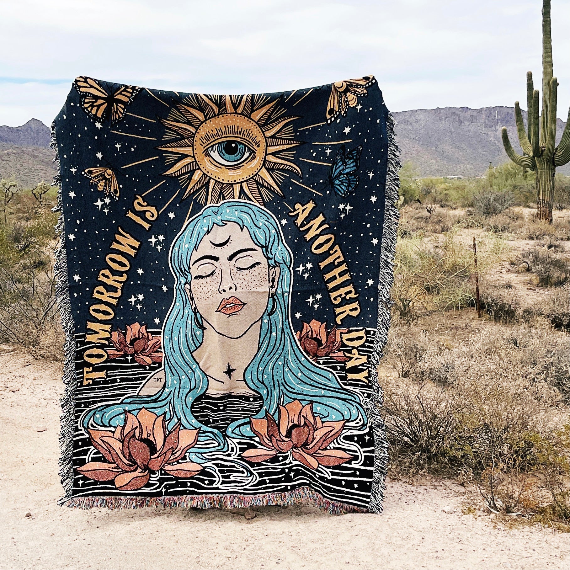 TOMORROW IS ANOTHER DAY // WOVEN FRINGE BLANKET