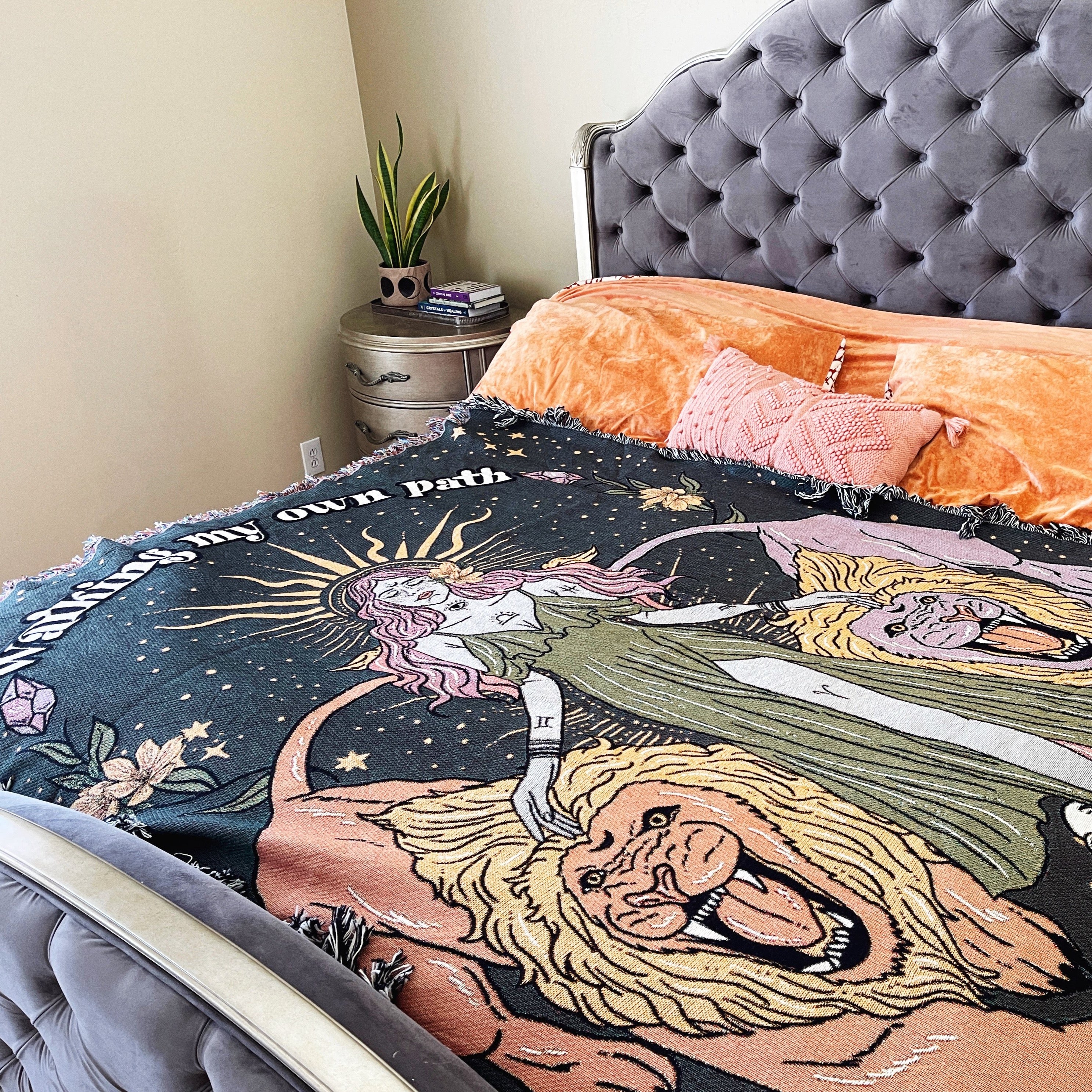 WALKING MY OWN PATH // WOVEN FRINGE BLANKET