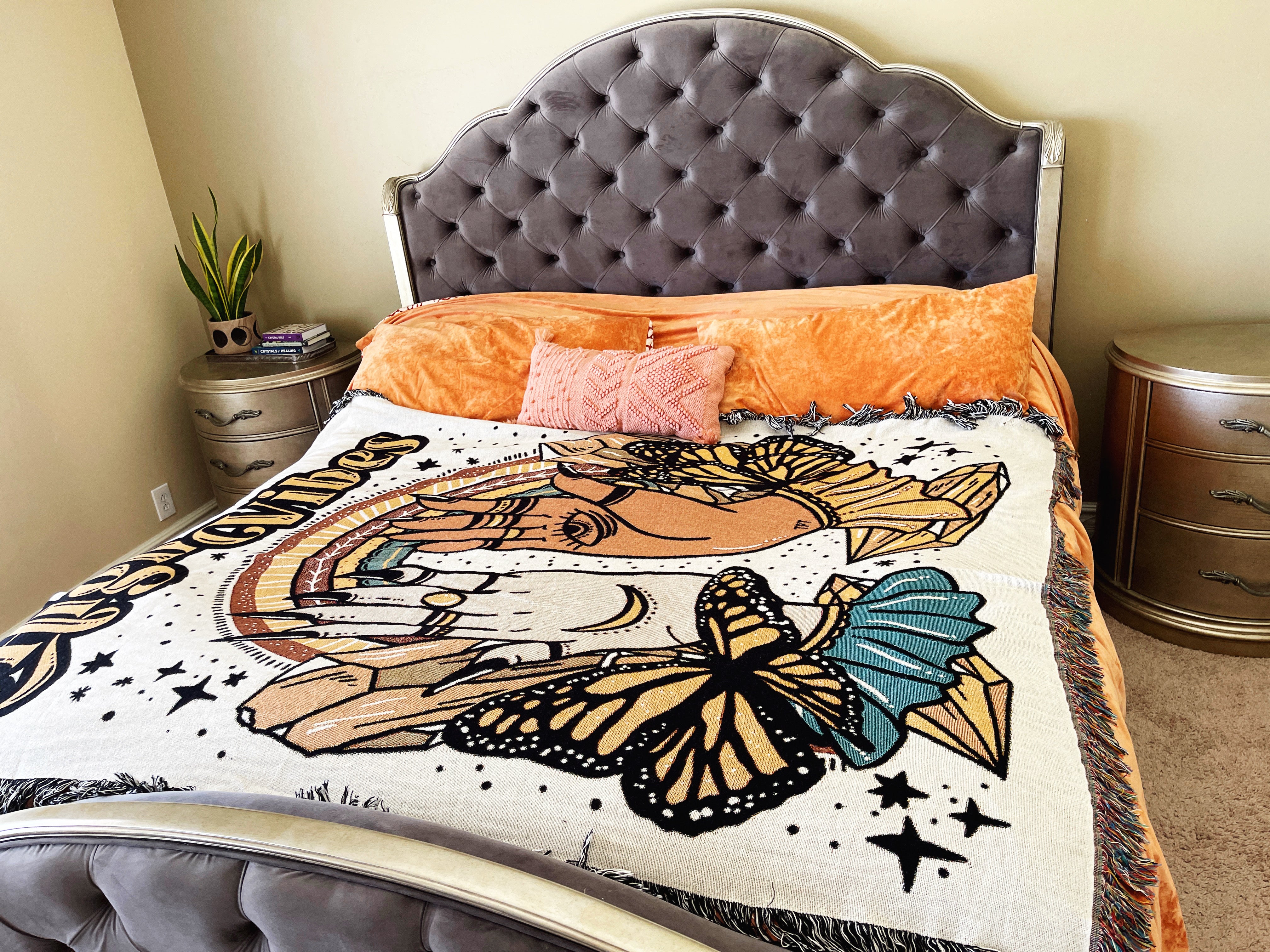 HIGH VIBES // WOVEN FRINGE BLANKET
