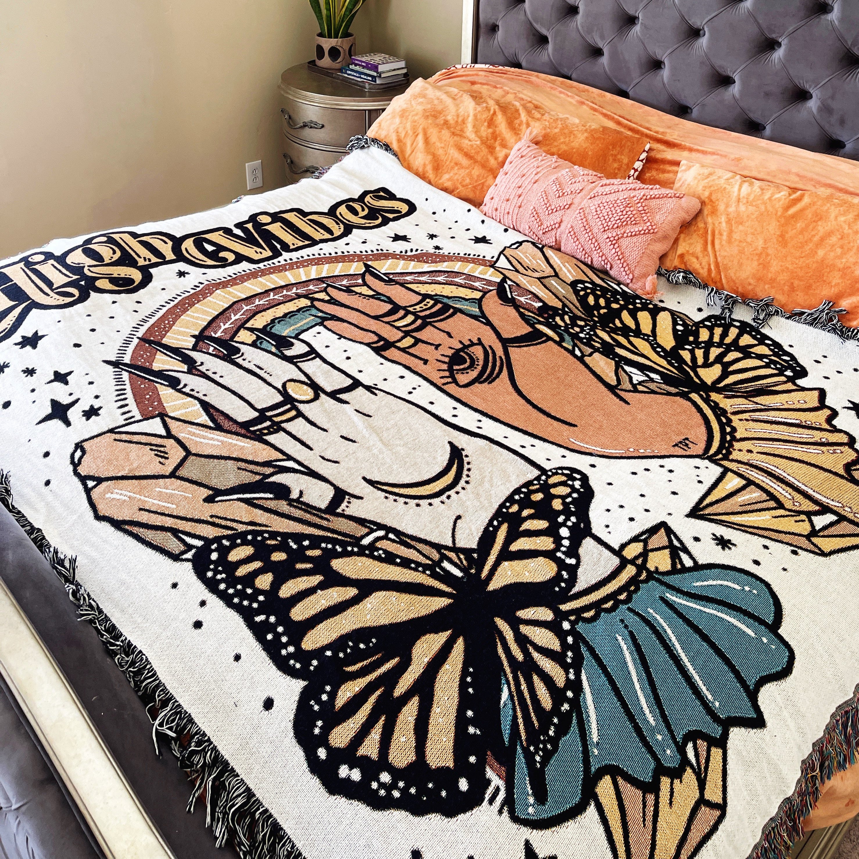 HIGH VIBES // WOVEN FRINGE BLANKET