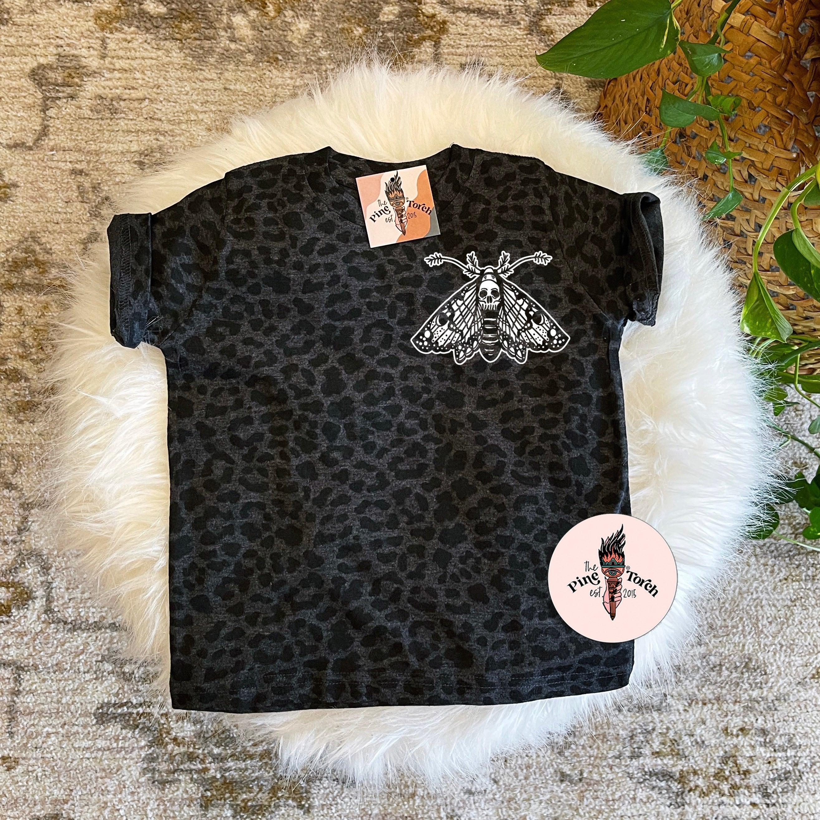 « DEATH MOTH » LEOPARD PRINT TEE