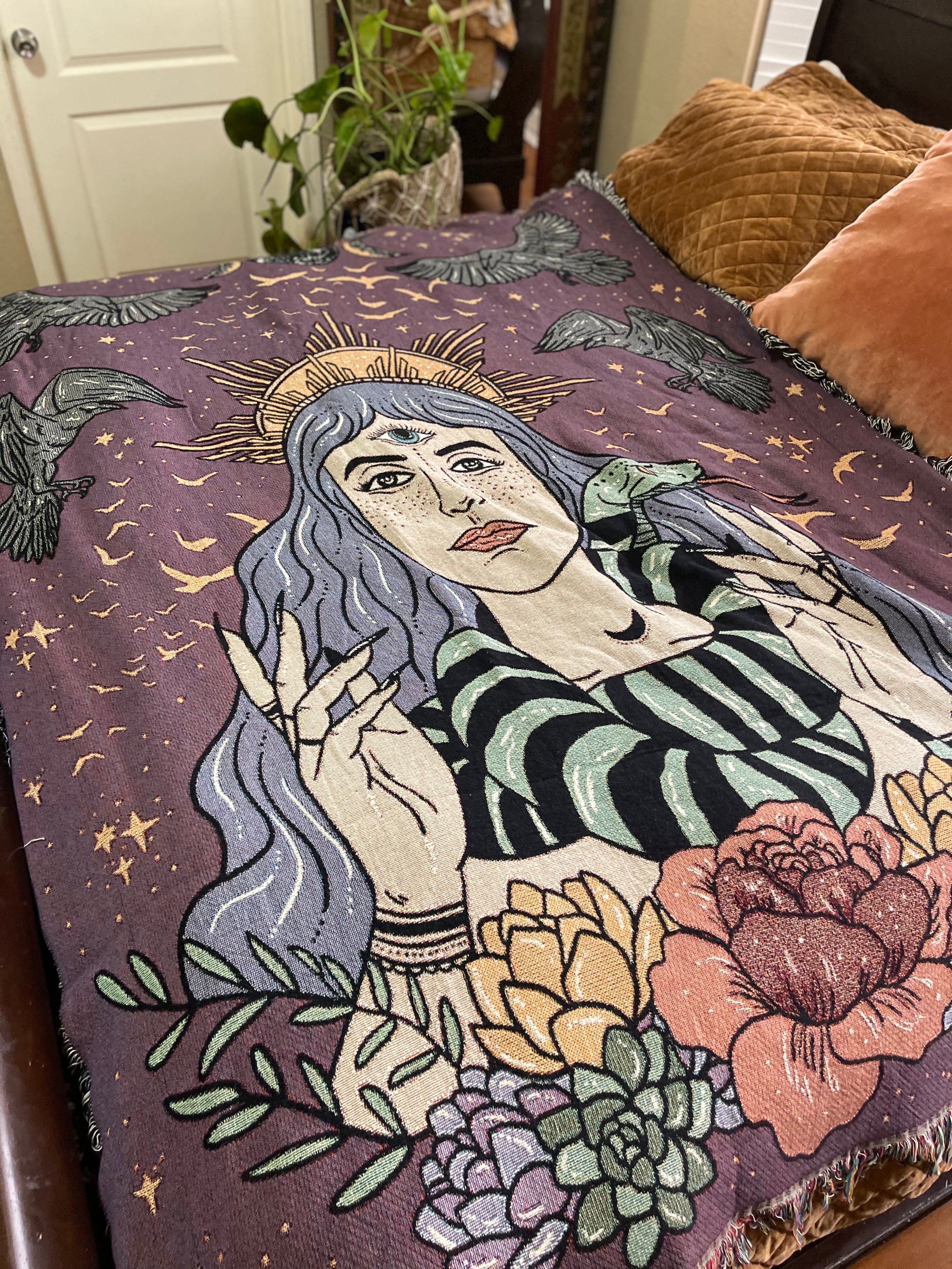 LET OUT THE CROWS // WOVEN FRINGE BLANKET