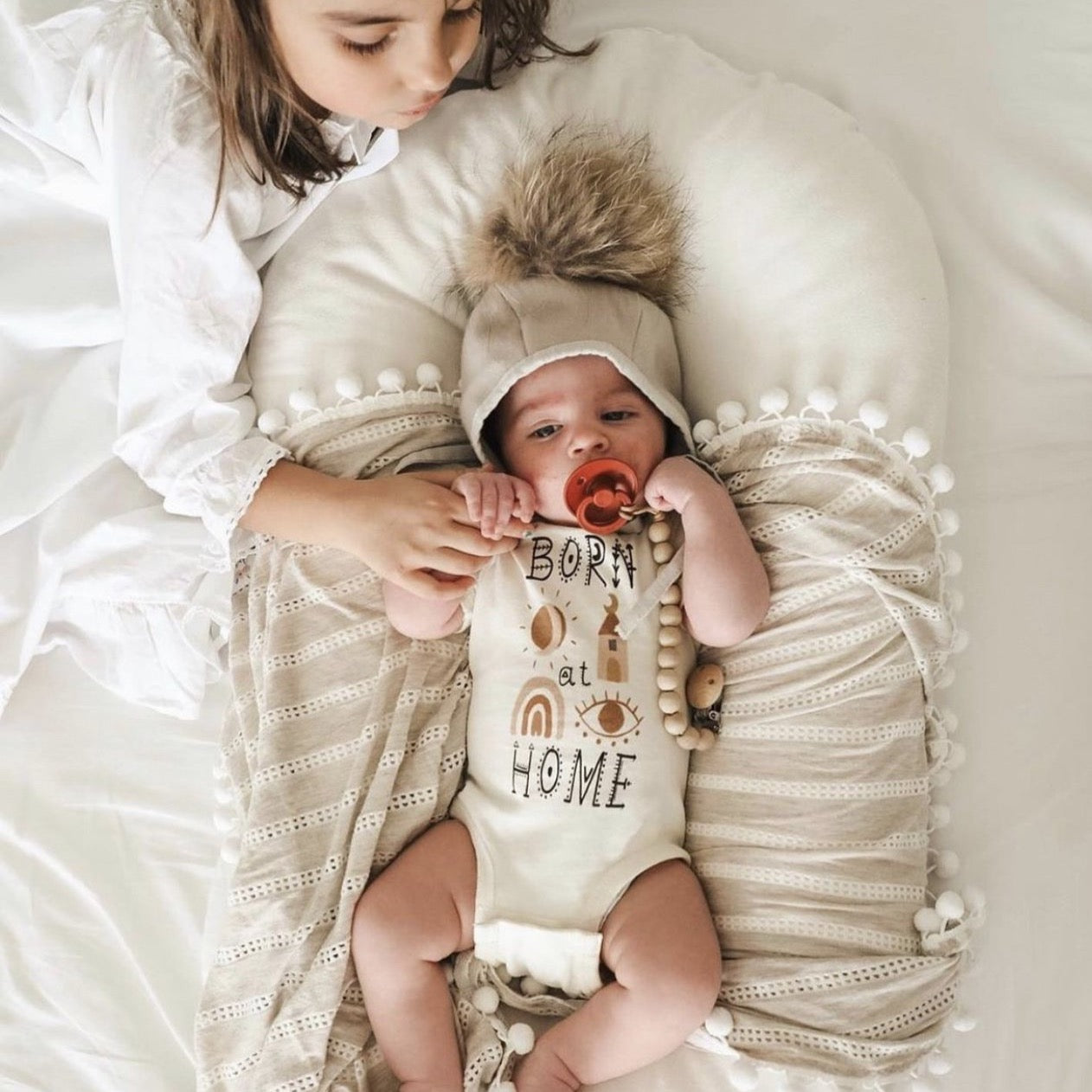 « BORN AT HOME » BODYSUIT