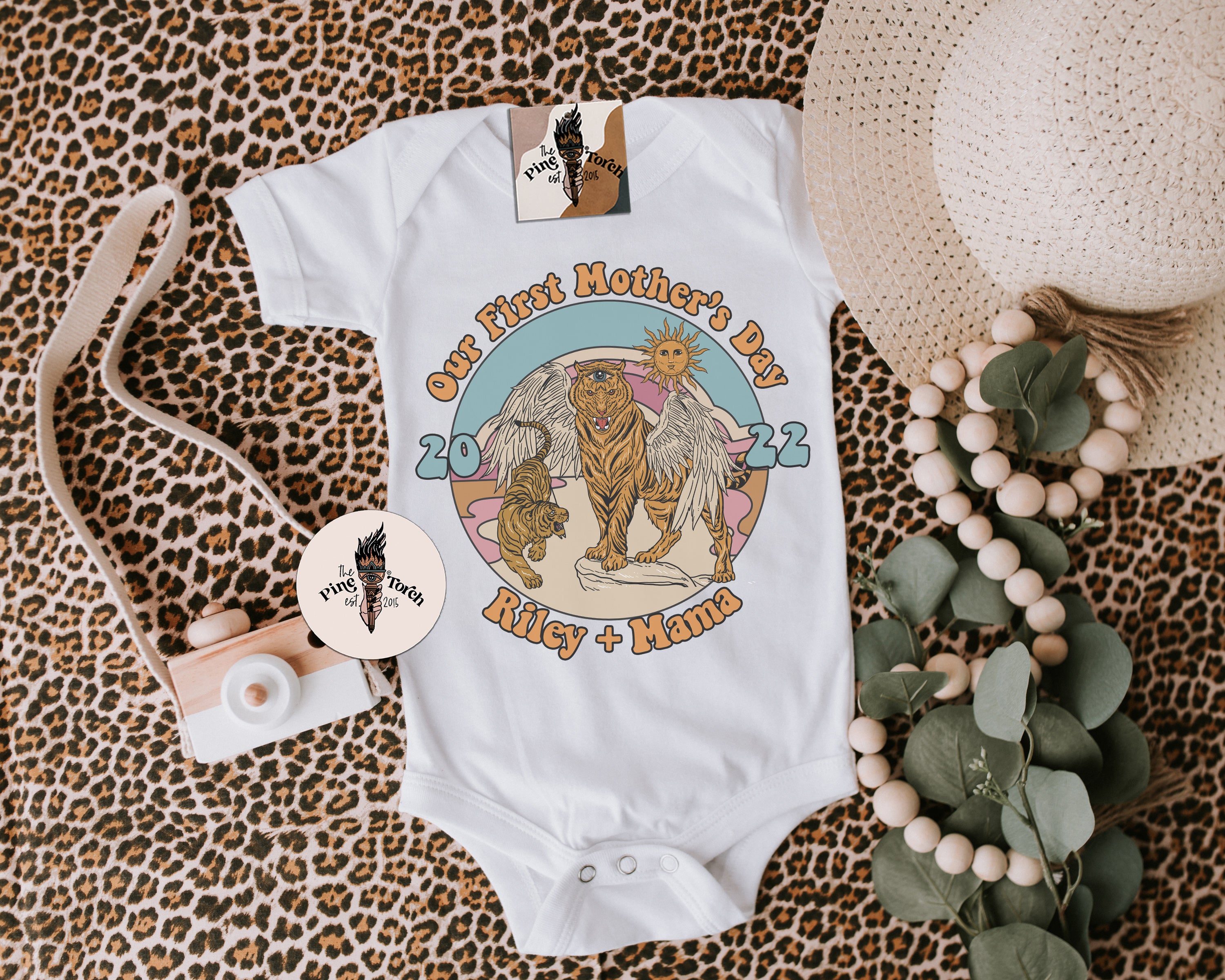 « FIRST MOTHER'S DAY WITH TIGERS » CUSTOMIZED BODYSUIT