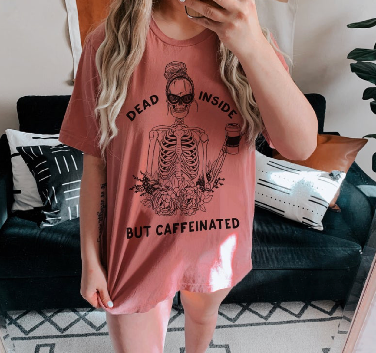 « DEAD INSIDE BUT CAFFEINATED » UNISEX TEE