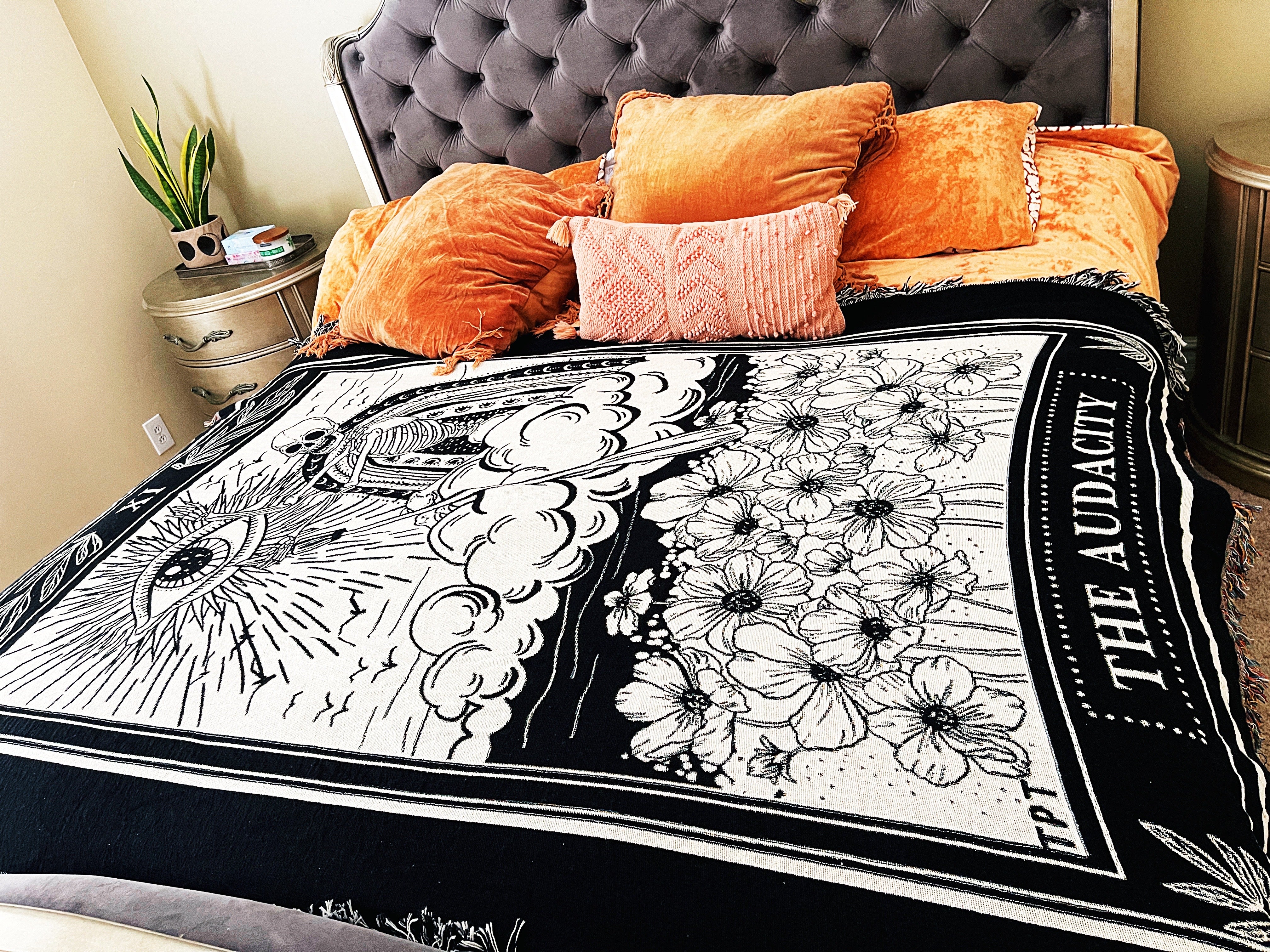 THE AUDACITY // WOVEN FRINGE BLANKET