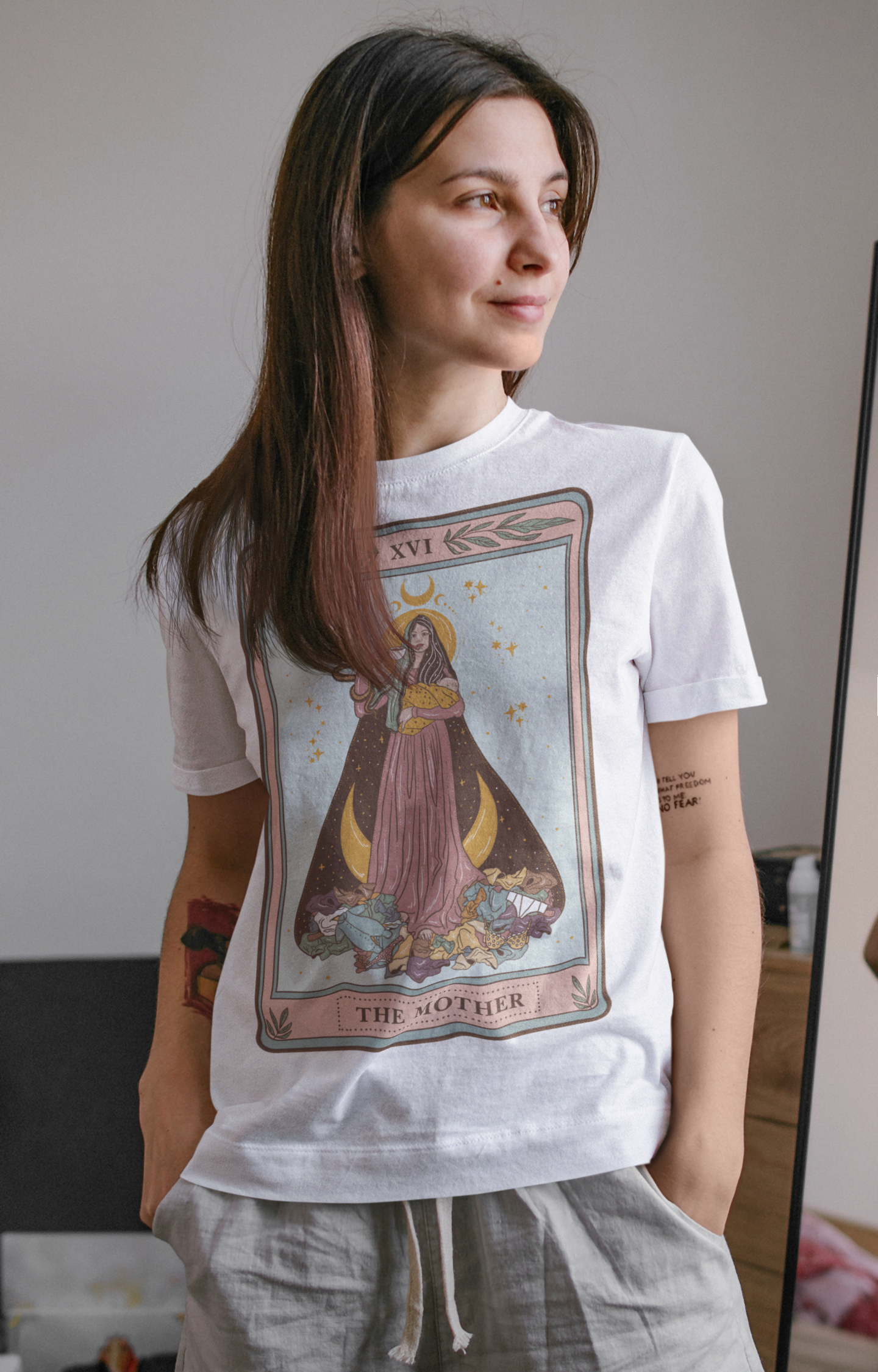 « THE MOTHER » SLOUCHY OR UNISEX TEE