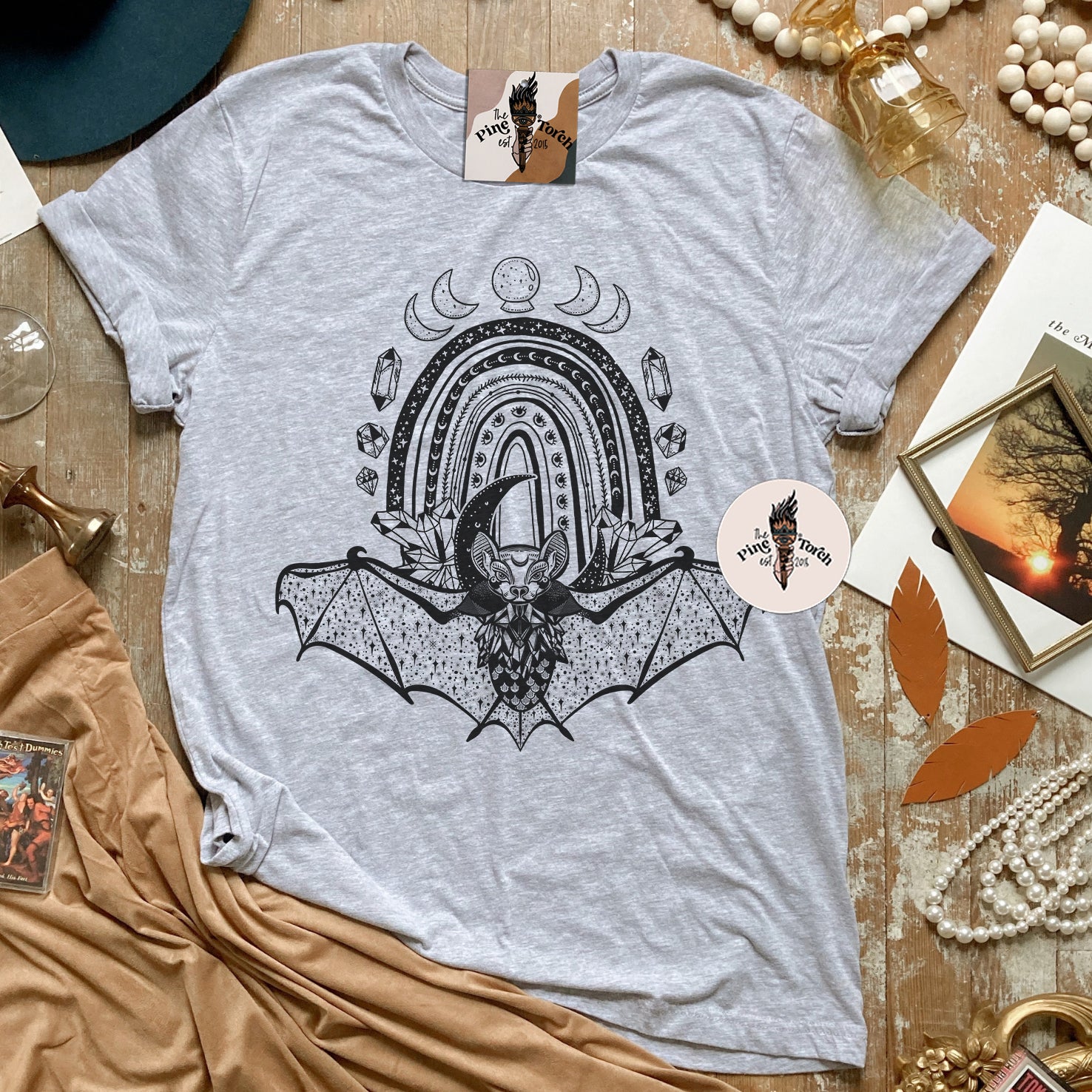 WITCHY BAT // UNISEX TEE